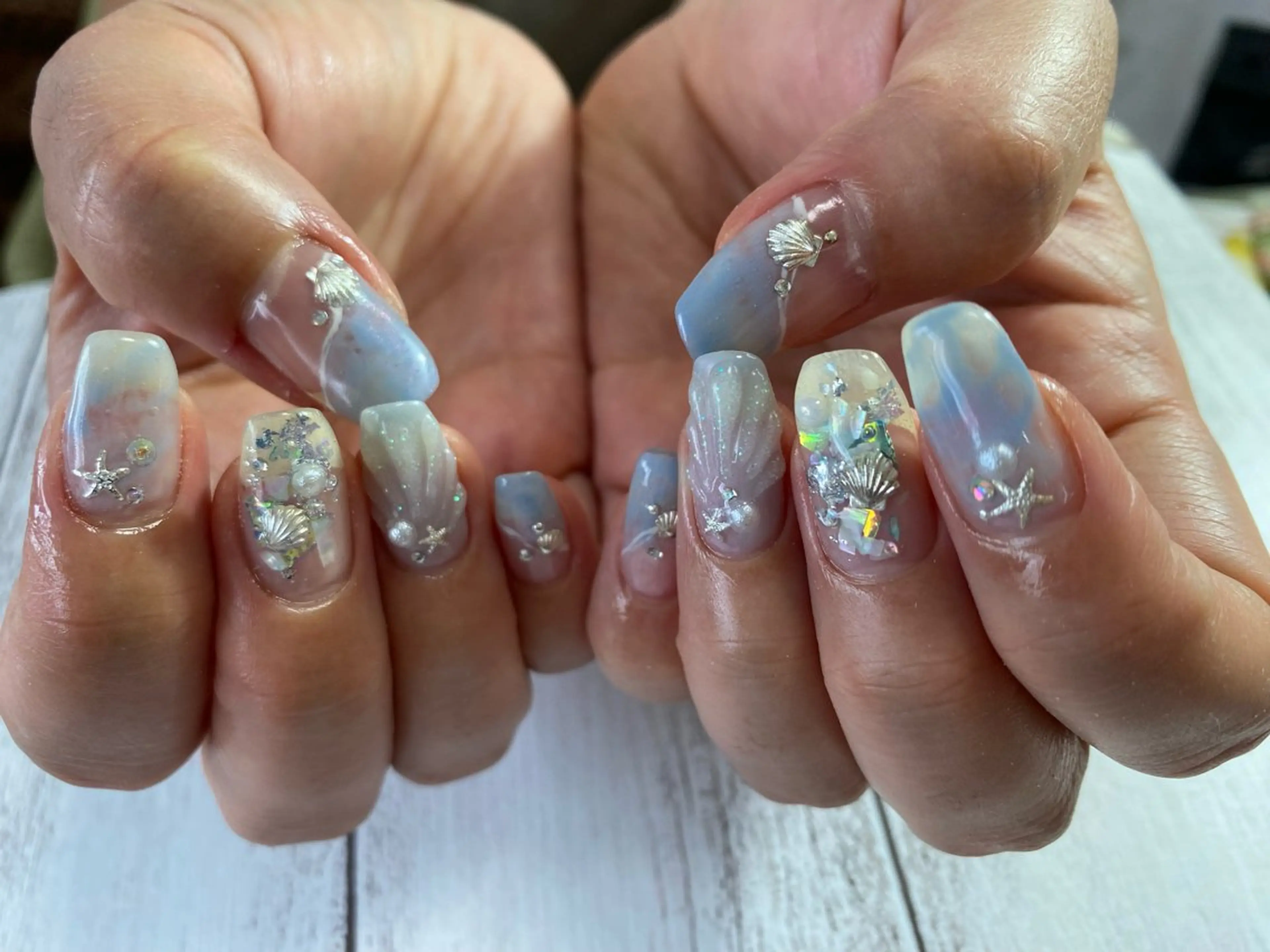 ネイル ハンドネイル NAIL Nutsのネイルデザイン