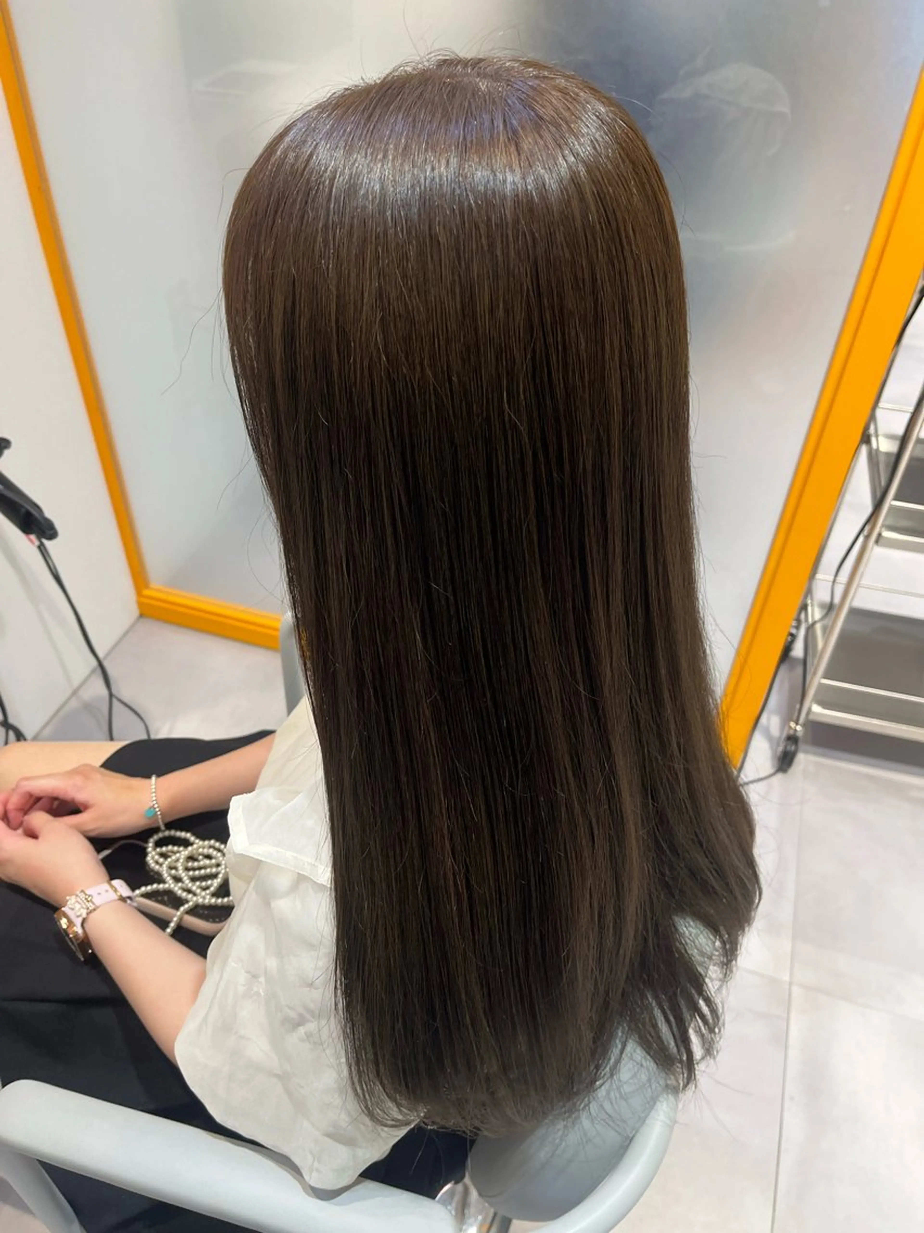 カラー 佐々木 梨乃のヘアスタイル