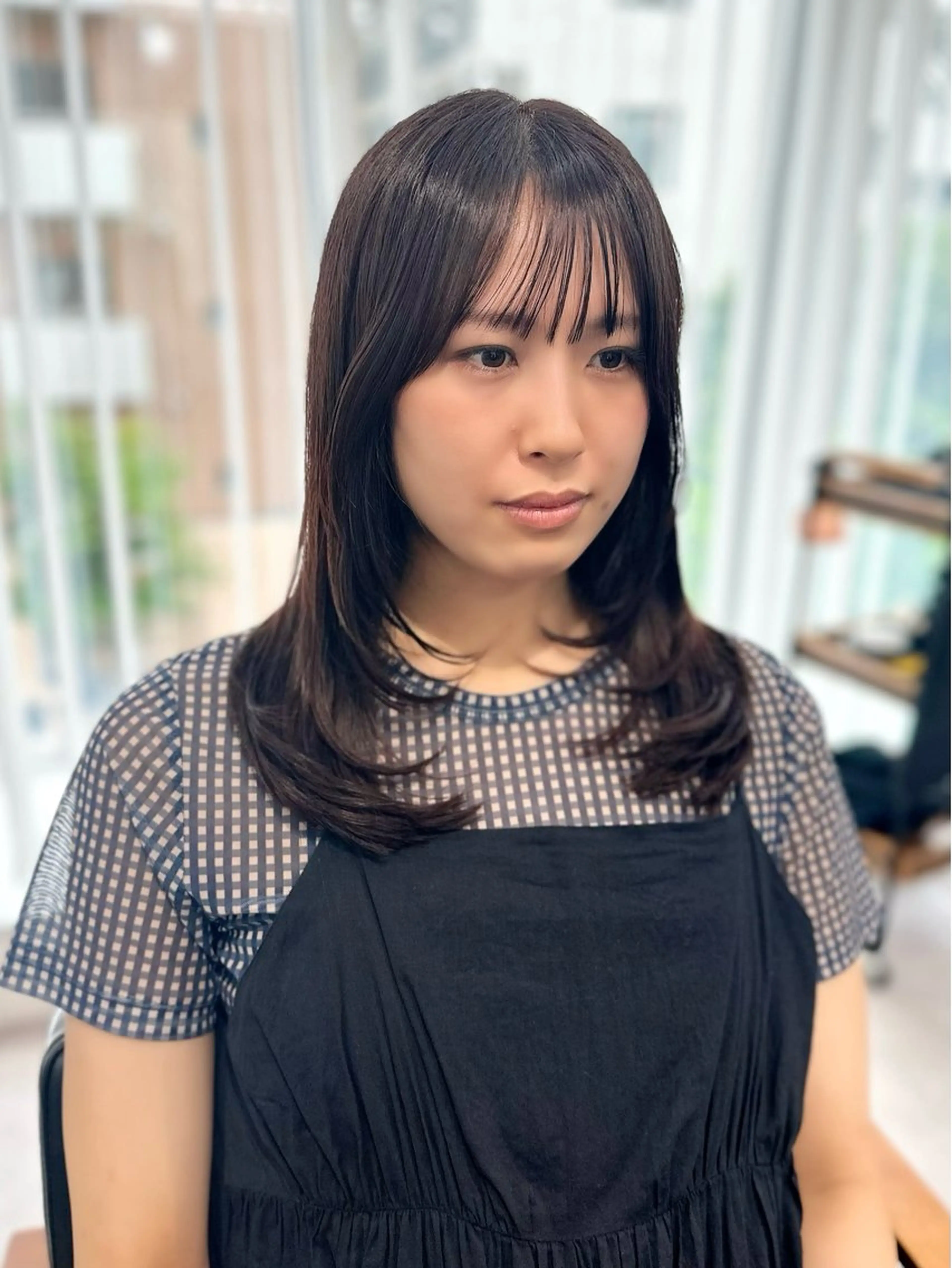 ミディアム カラー パーマ ヘアアレンジ メンズ レイヤーカット 🌿透け感カラーのヘアスタイル