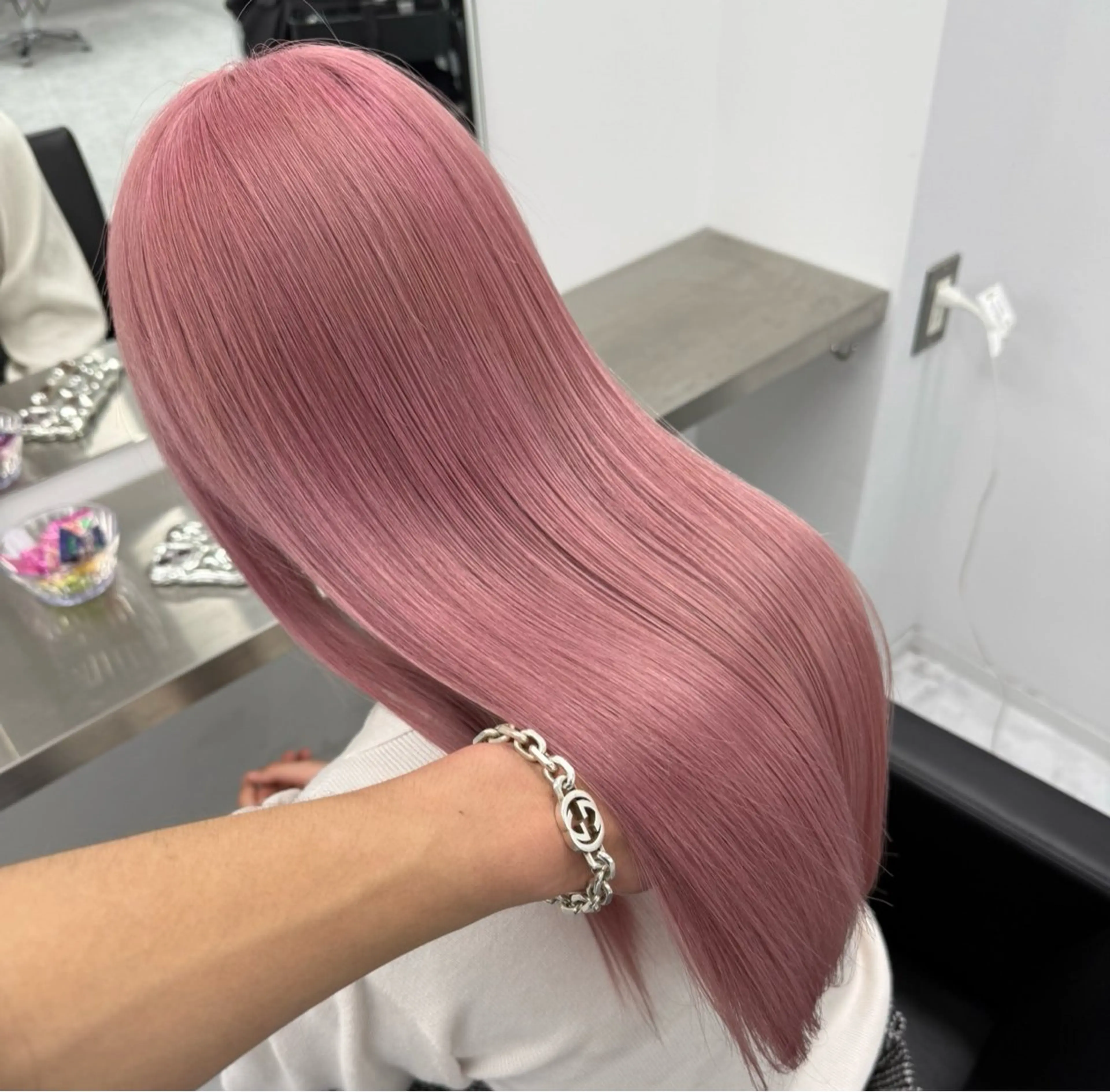 ロング ハイトーン特化🎀 LEONのヘアスタイル