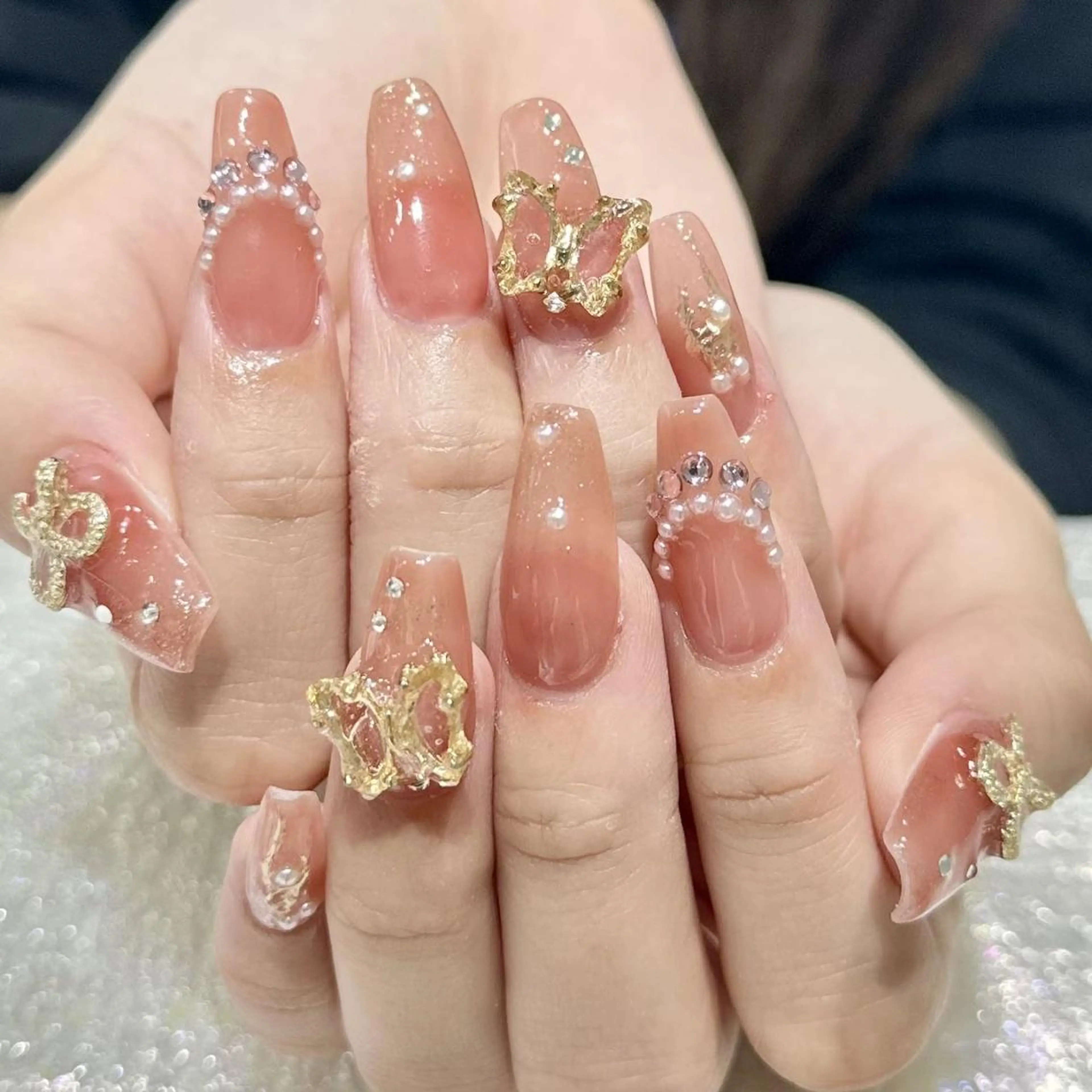 ネイル アートネイル 長さ出し ネイルチップ Queens みなみのネイルデザイン