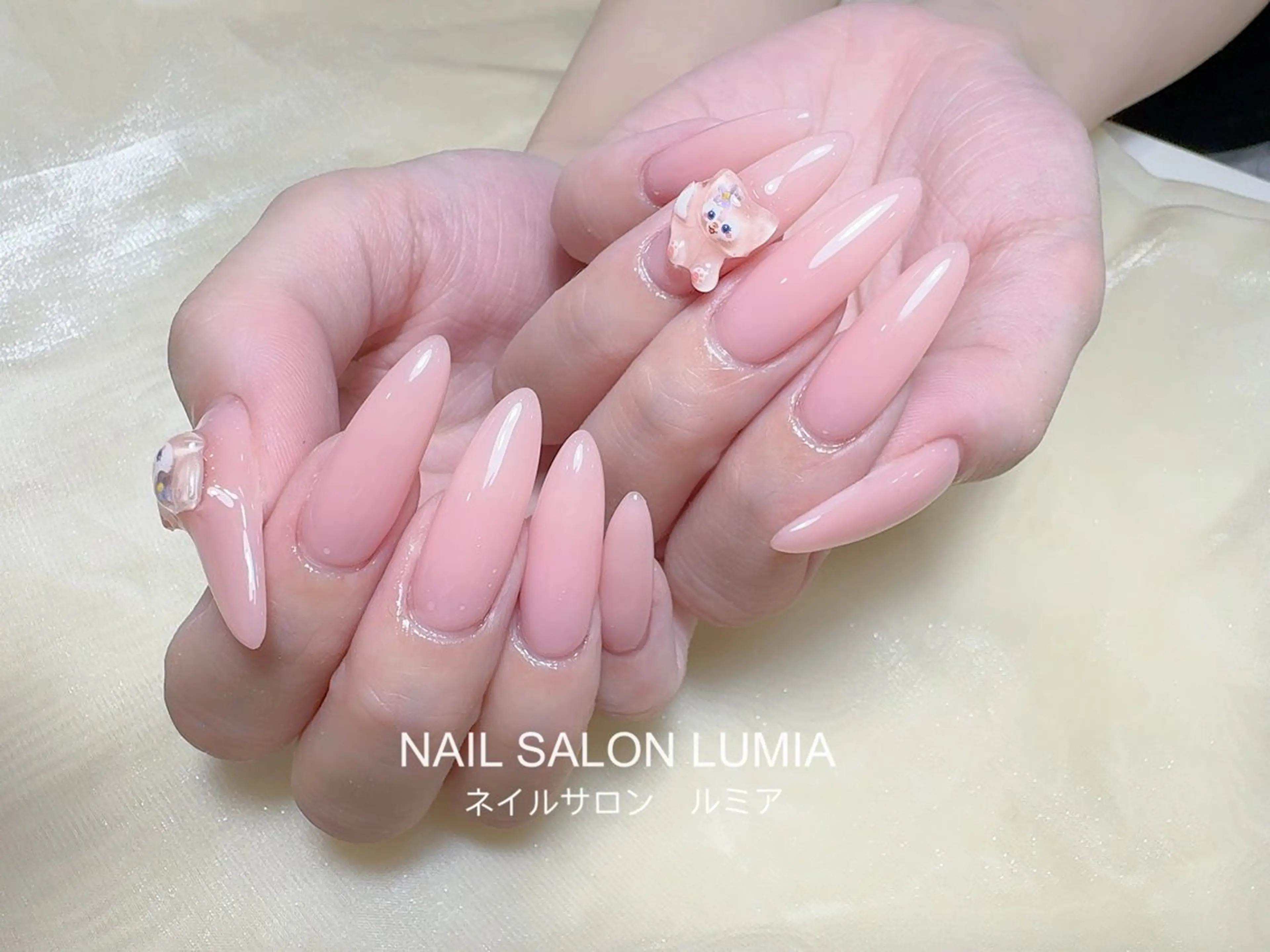 ネイル ハンドネイル ネイルサロン ルミア Lumia 店長のネイルデザイン