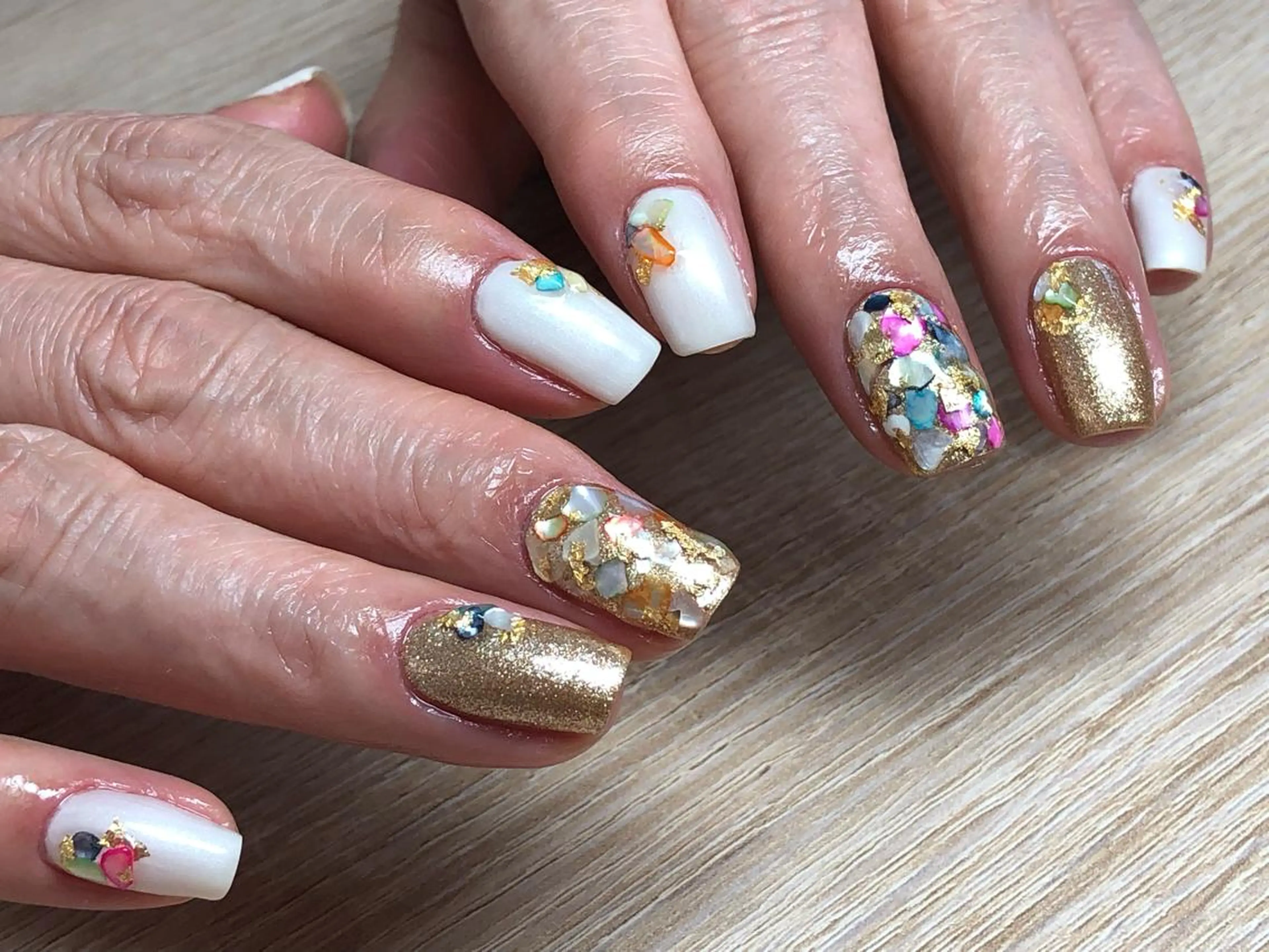 ネイル TOMOMI NAILsのネイルデザイン