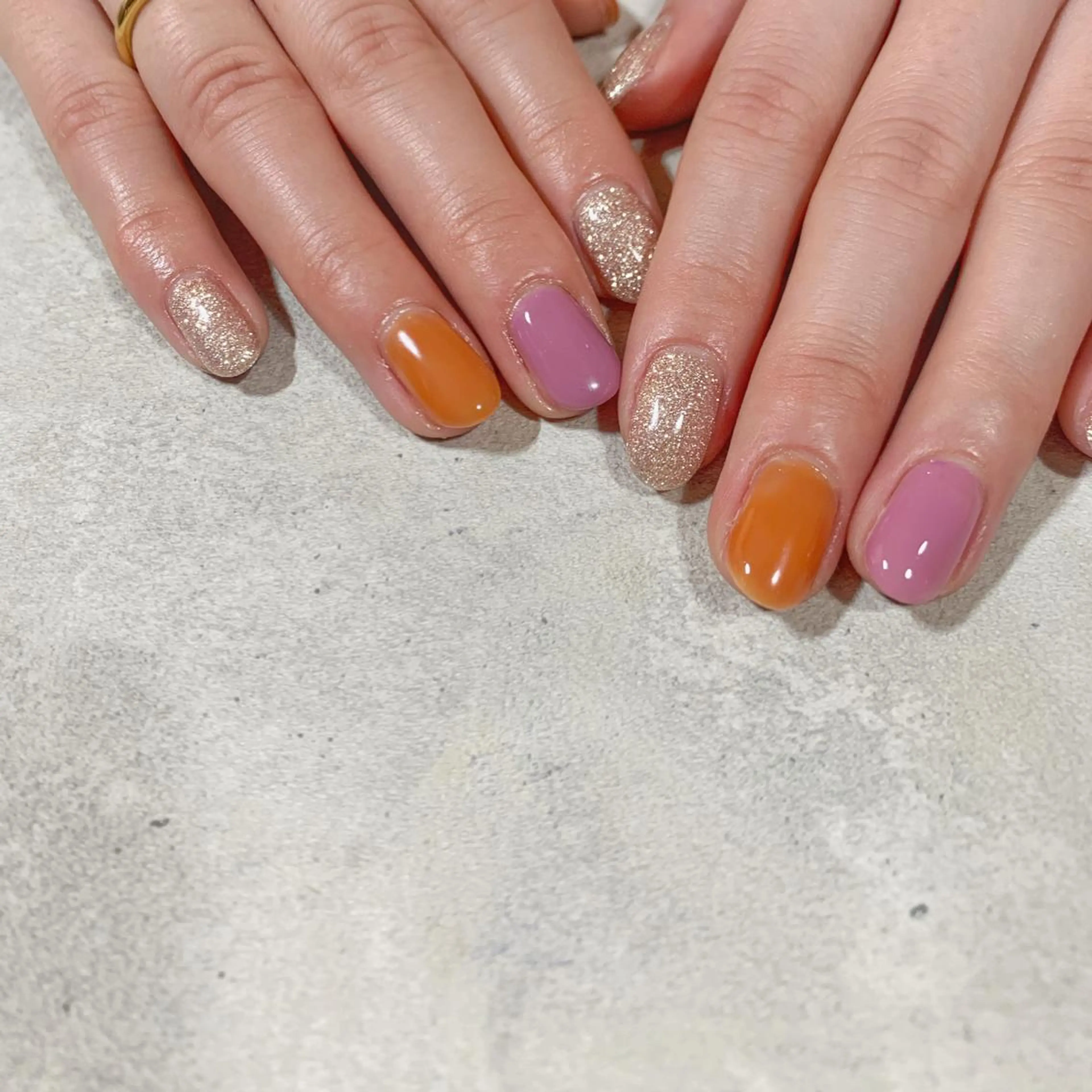 3色選べる　ハンドジェル　ワンカラーの写真