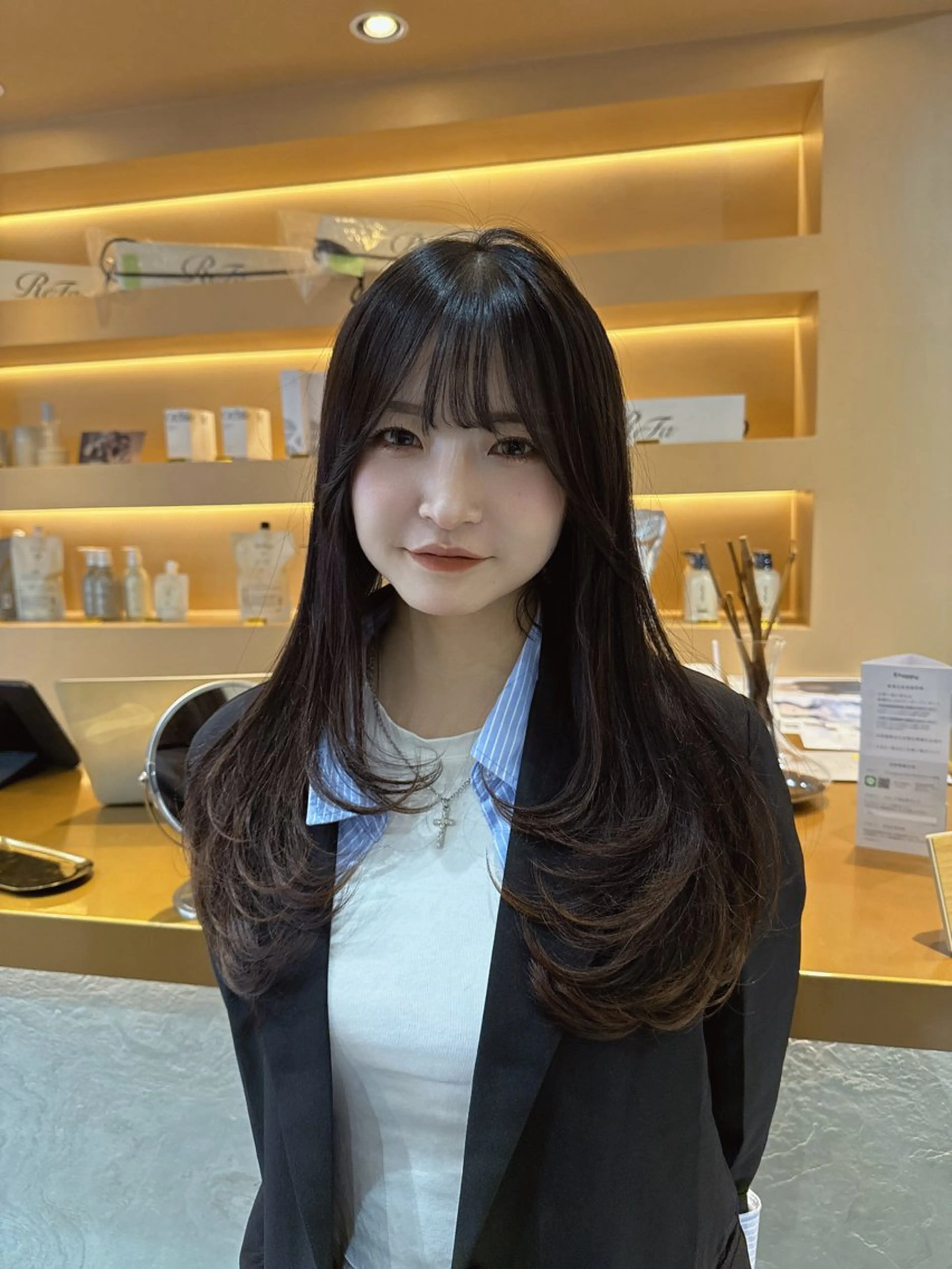ロング レイヤーカット カット ヘアカラー トリートメント ヘッドスパ 🦋韓国レイヤー特化 🦋髪質改善🩵来輝のヘアスタイル