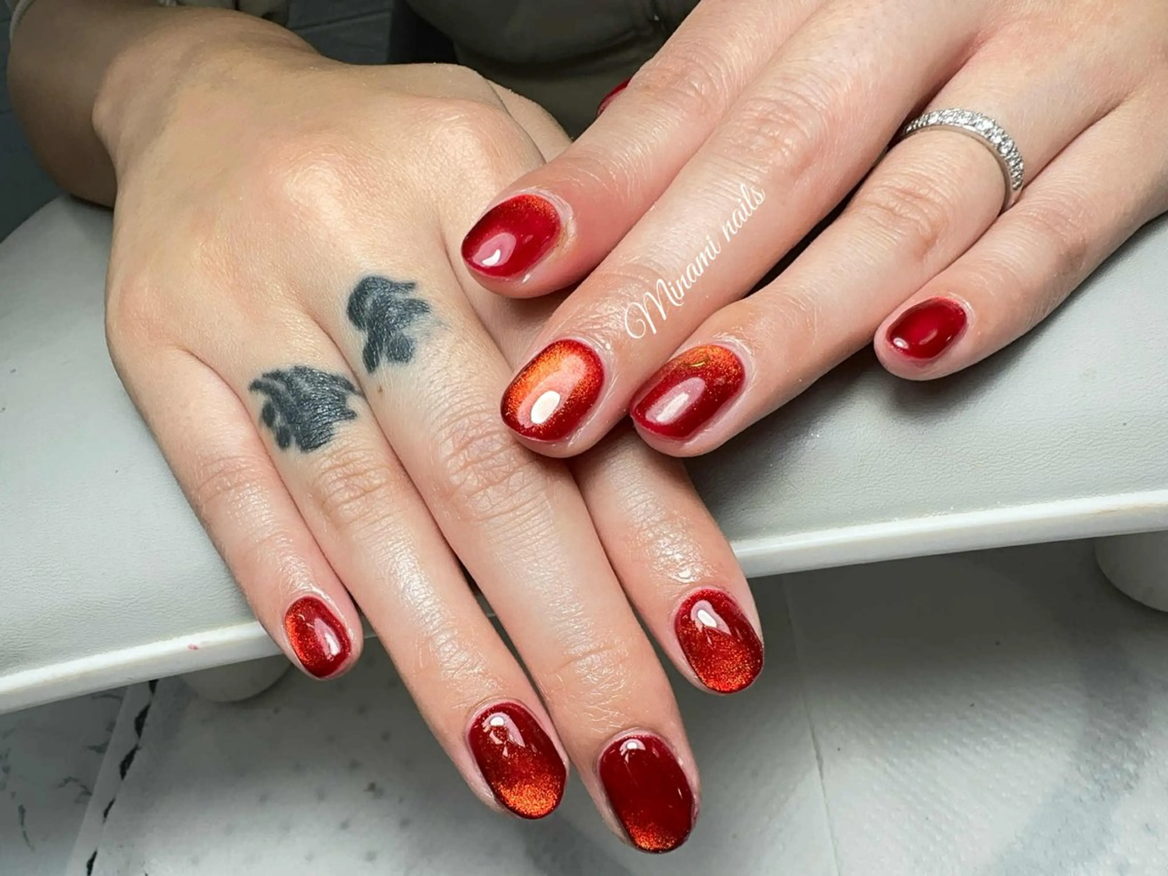 ネイル アートネイル オーロラネイル ガーリー キラキラネイル 韓国ネイル Minami Nailsのネイルデザイン