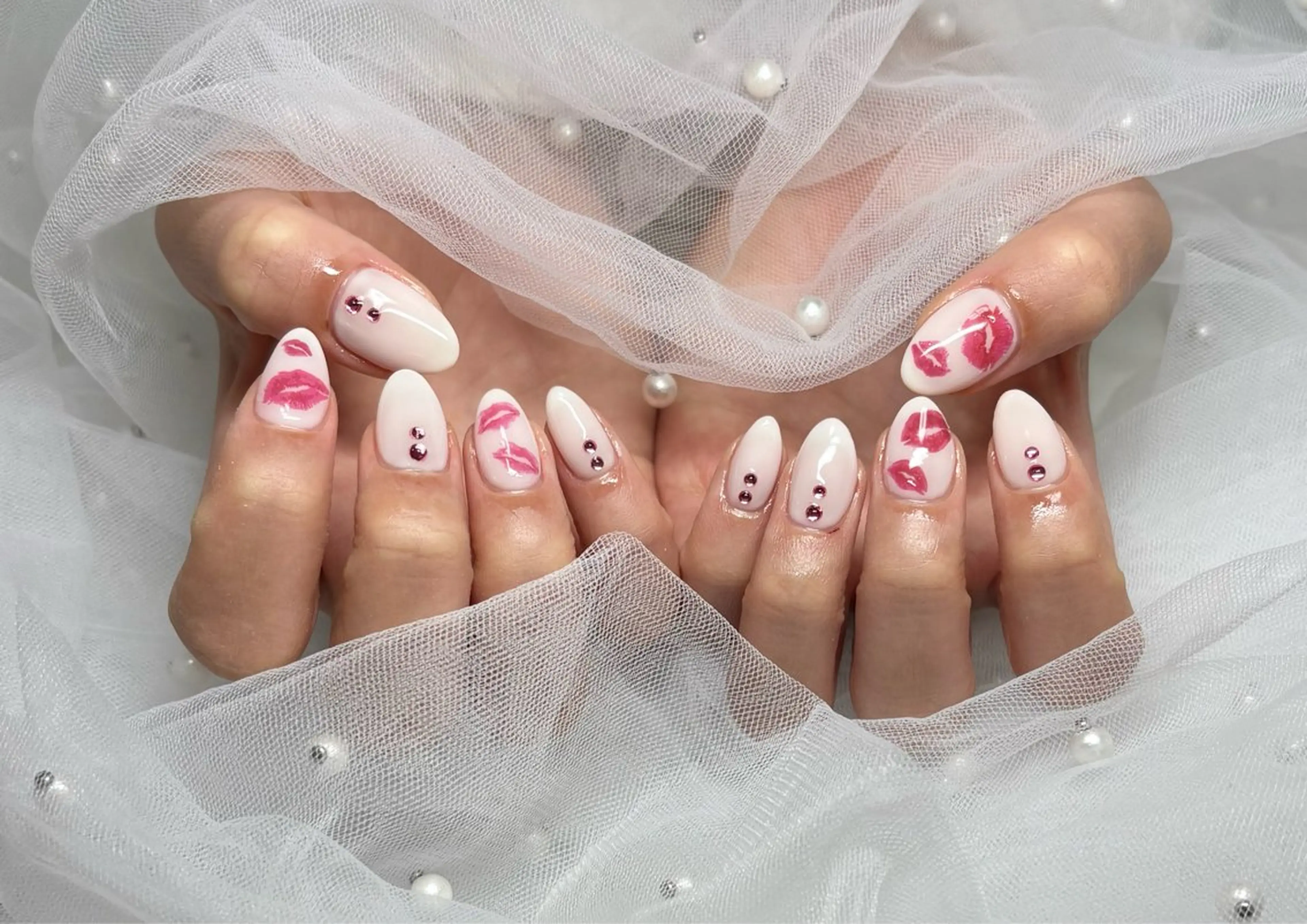 ネイル ワンカラーネイル ホワイト ハンドネイル 🦋 Rina🦋のネイルデザイン