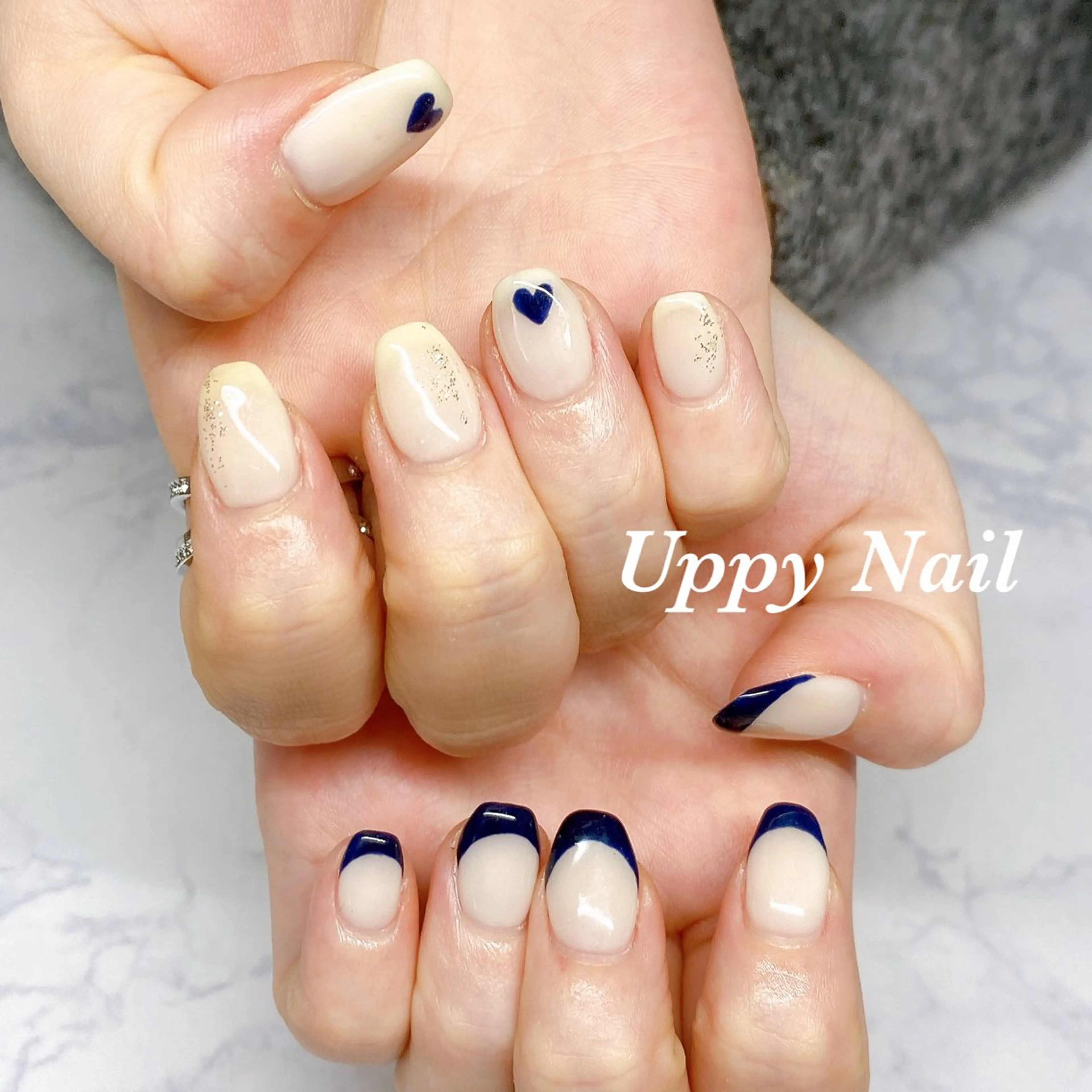 ネイル アートネイル ネイビー ホワイト ハンドネイル Uppy Nail ukyoのネイルデザイン