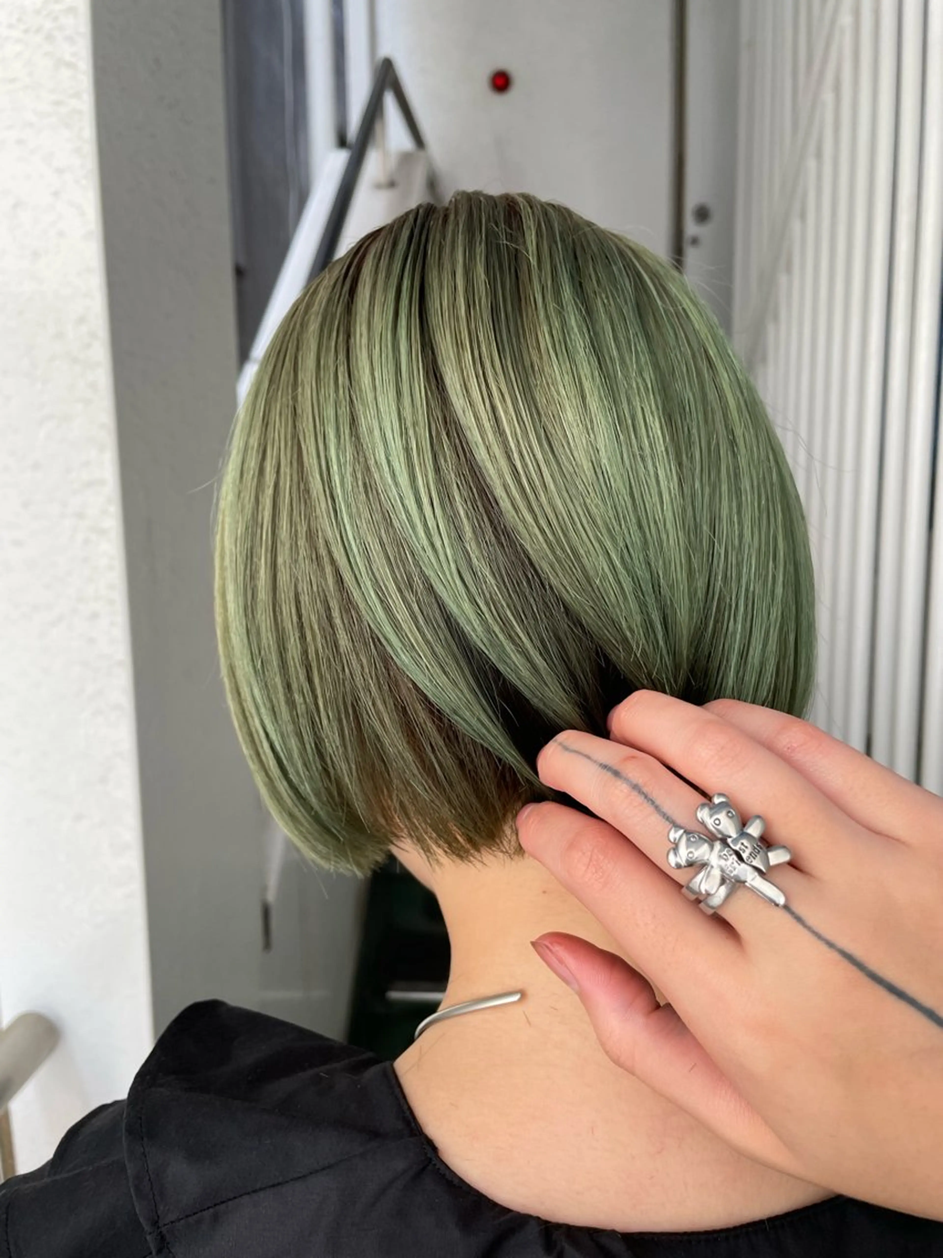 ミディアム カラー ヘアカラー トリートメント ハイトーン/レイヤー 🌸さくらのヘアスタイル