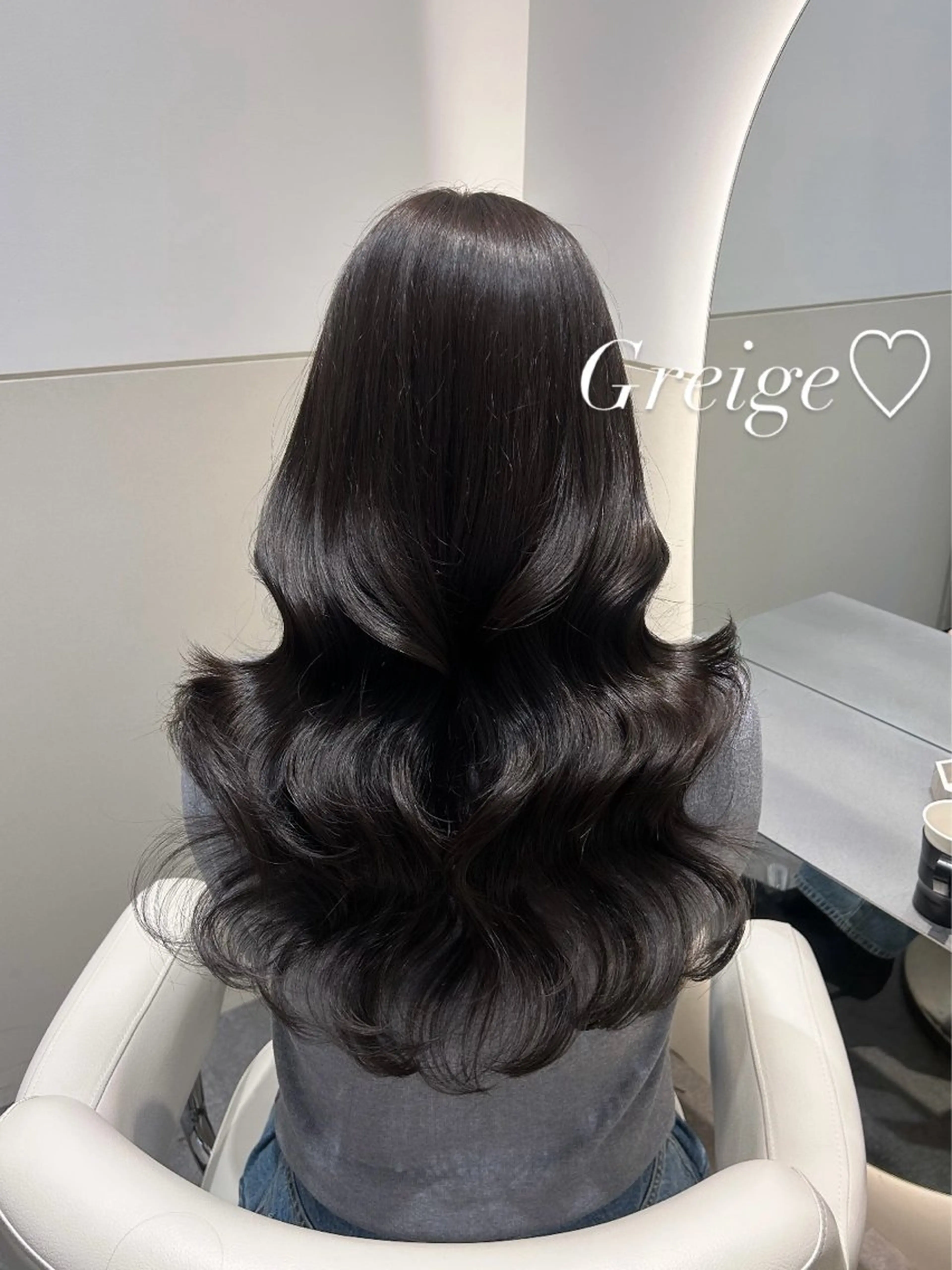 ロング カラー SALOWIN銀座一丁目suite店所属・🩷韓国ヘア/ヨシン モリ🩷Maikaのヘアスタイル