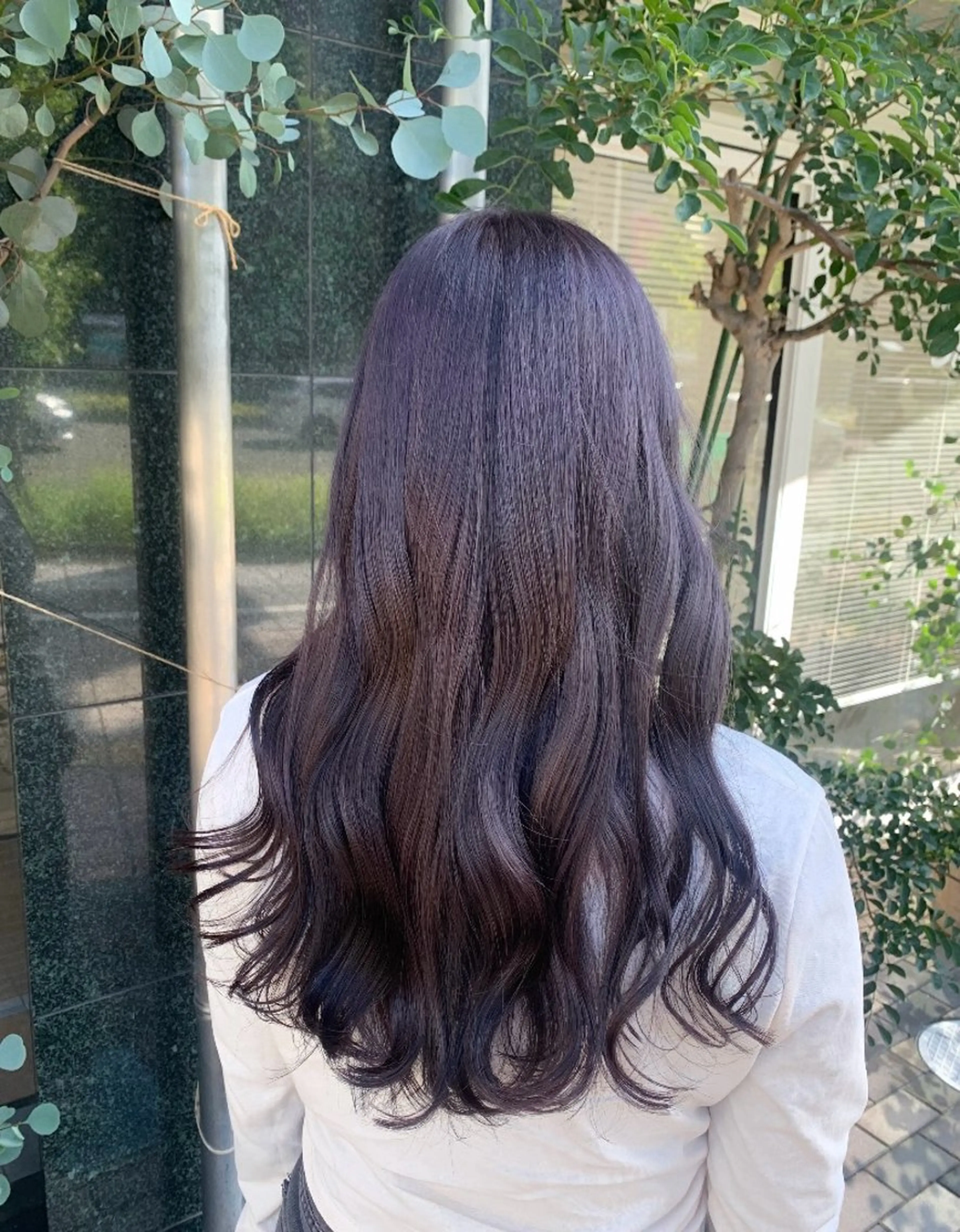 ロング カラー ブリーチ グレージュ ラベンダーカラー ラベンダーグレージュ ラベンダーグレー カット ヘアカラー トリートメント 髪質改善 ೀyuikaのヘアスタイル