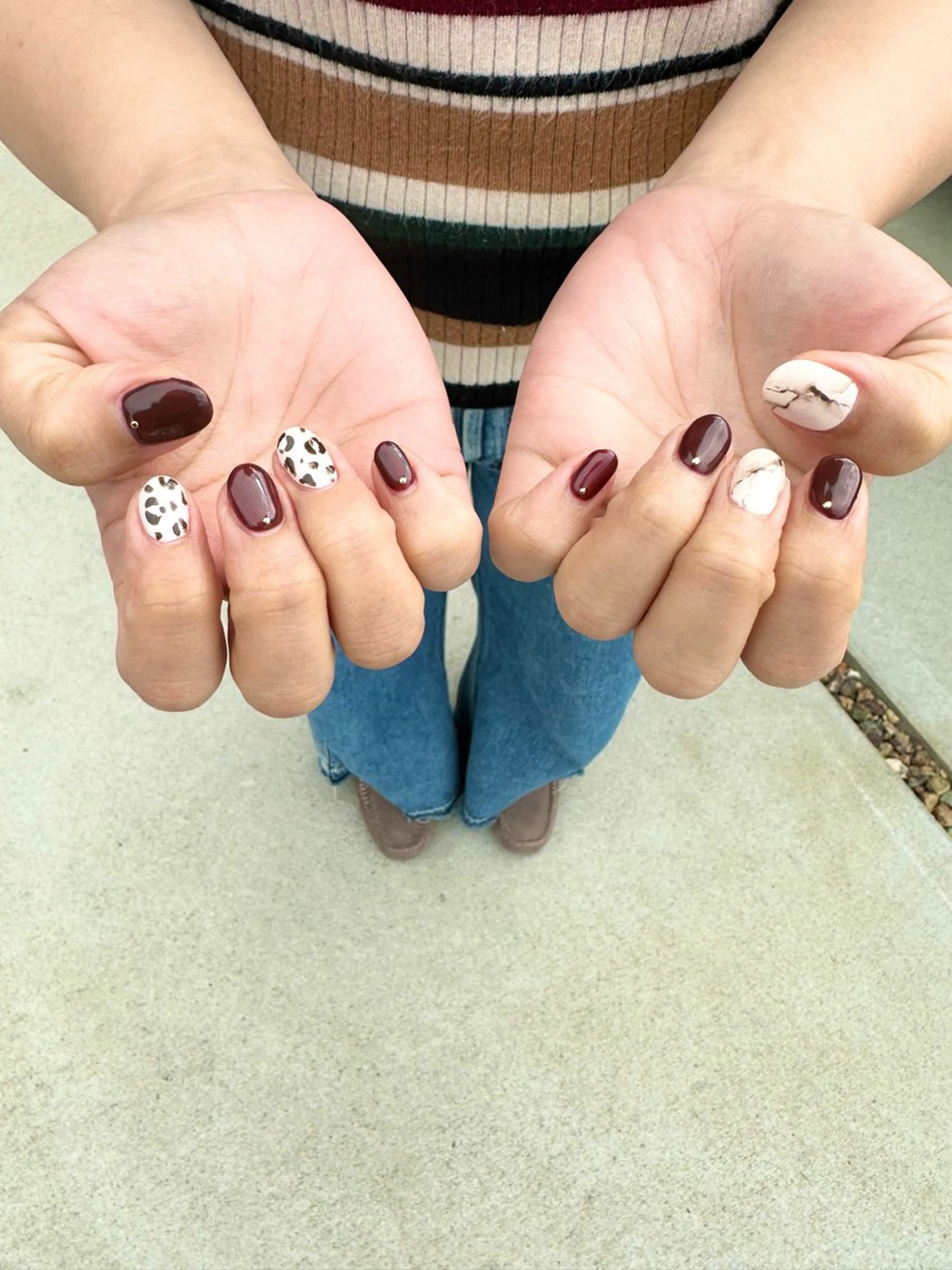 ネイル アートネイル ボルドー フットネイル 大理石ネイル(マーブル) ニュアンスネイル nailroom Anmie.のネイルデザイン