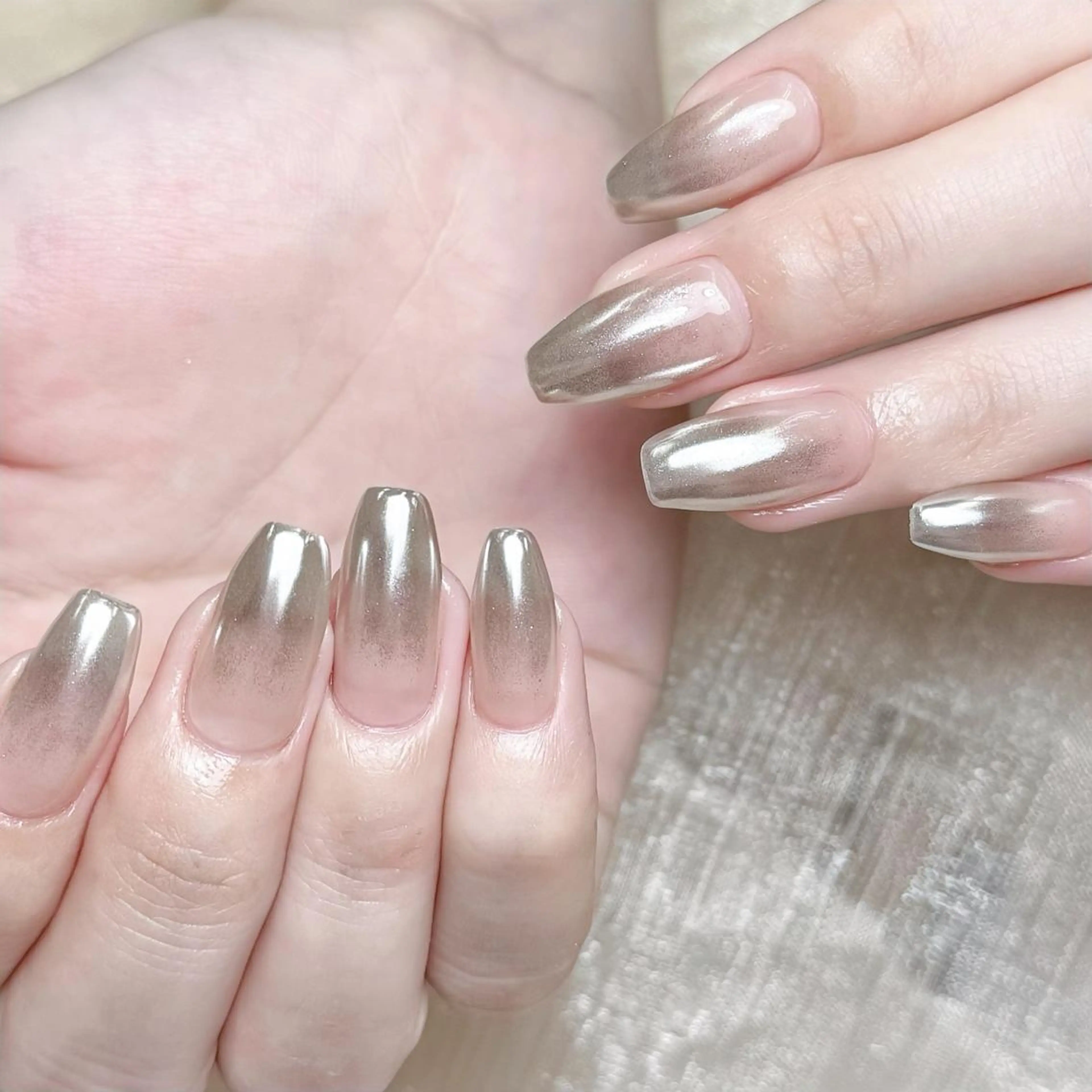 ネイル queensnail 🧸mikaのネイルデザイン