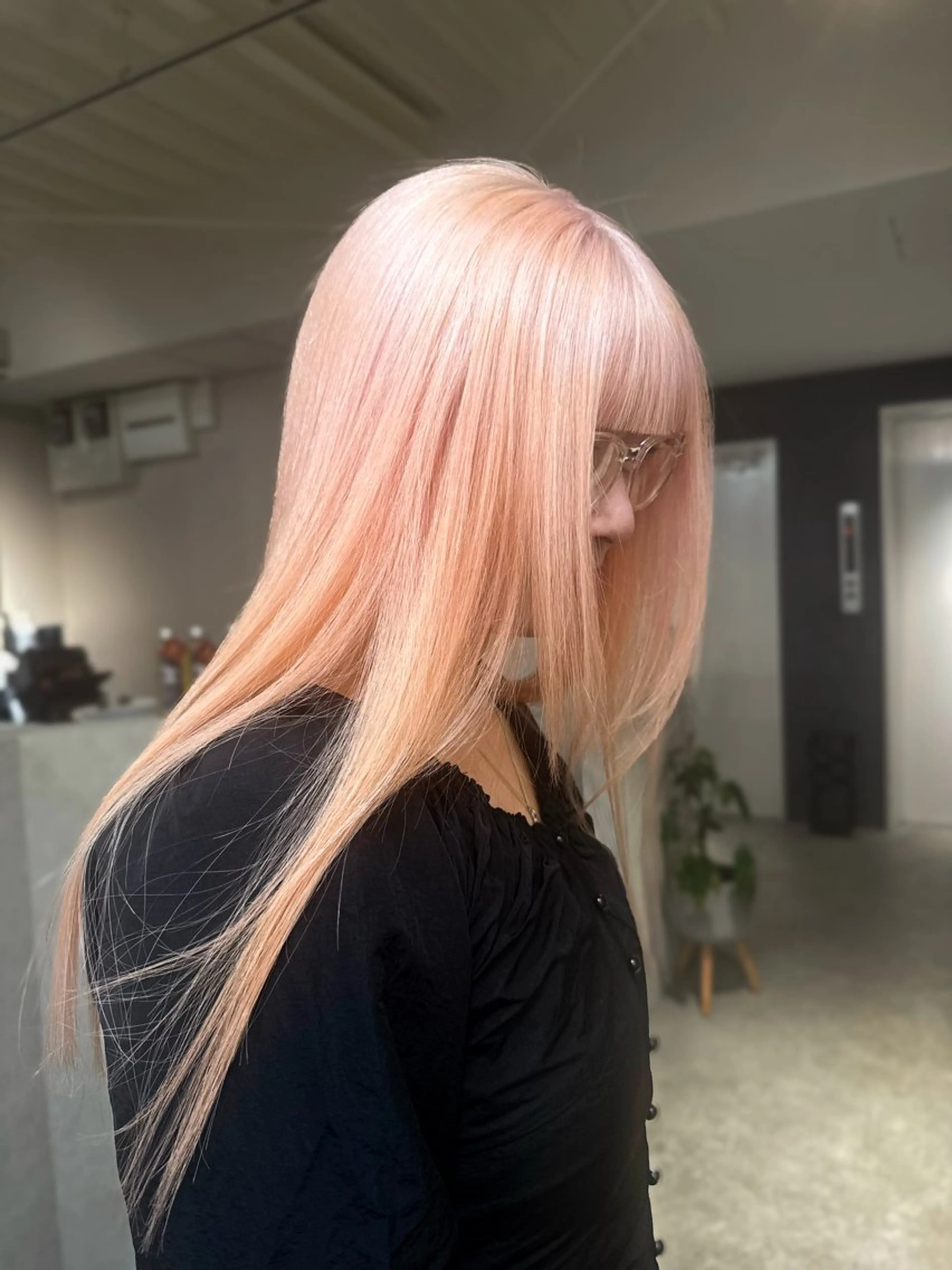 ロング カラー ヘアカラー レイヤー/ハイトーン ヒガシサヨのヘアスタイル