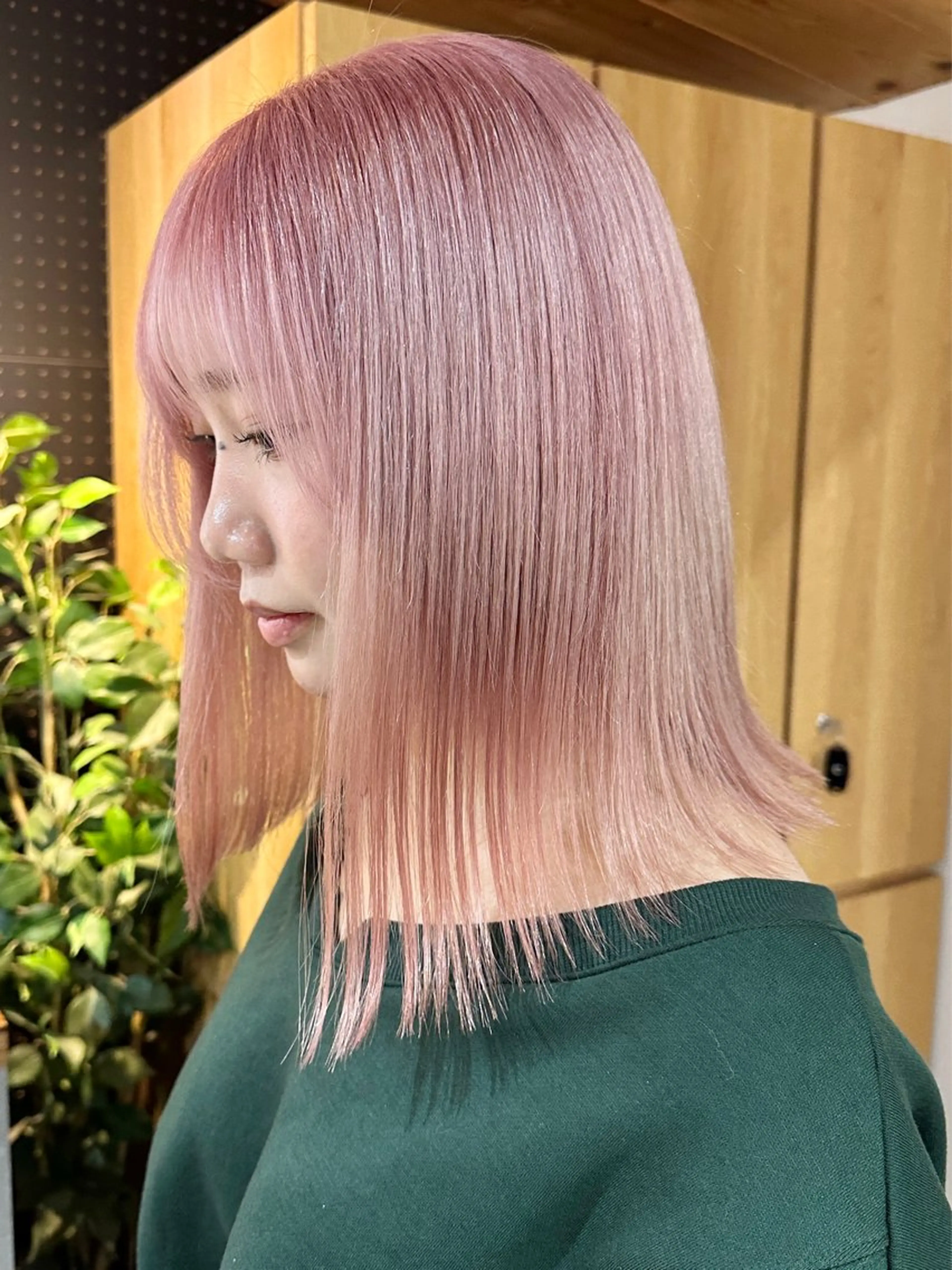 ミディアム カラー カット ヘアカラー トリートメント ブリーチダブルカラー 【koide】のヘアスタイル