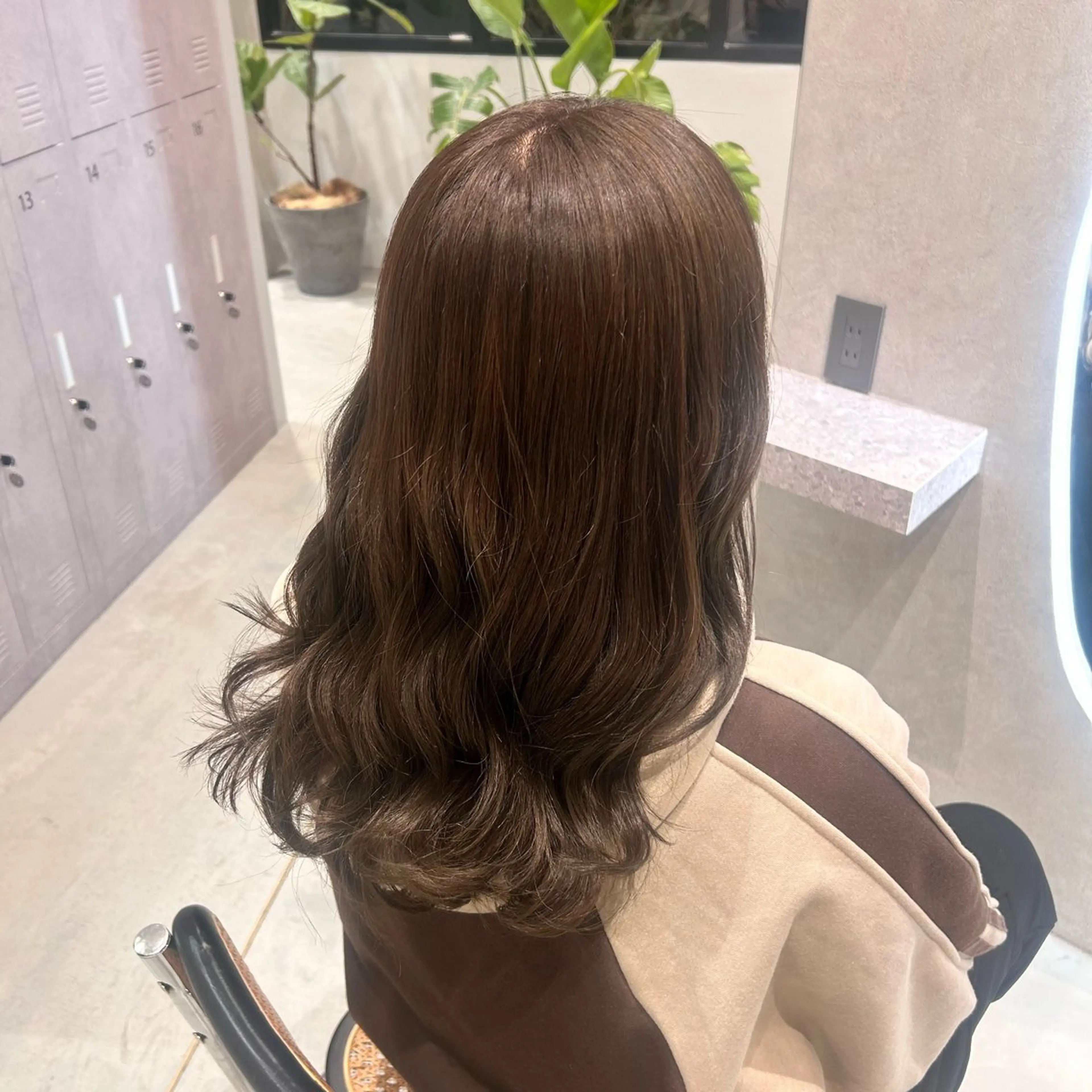 カラー ヘアカラー 馬場 美咲のヘアスタイル