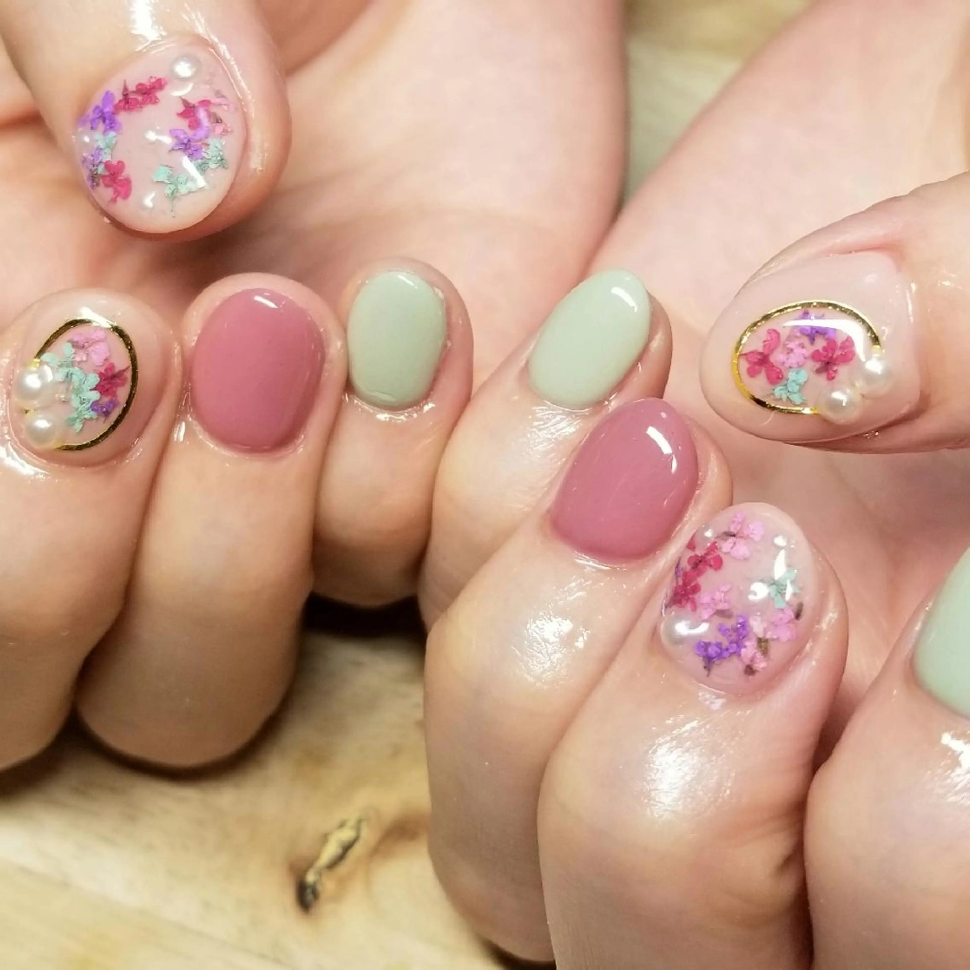 ネイル フラワーネイル L'instant  Nail Artzのネイルデザイン