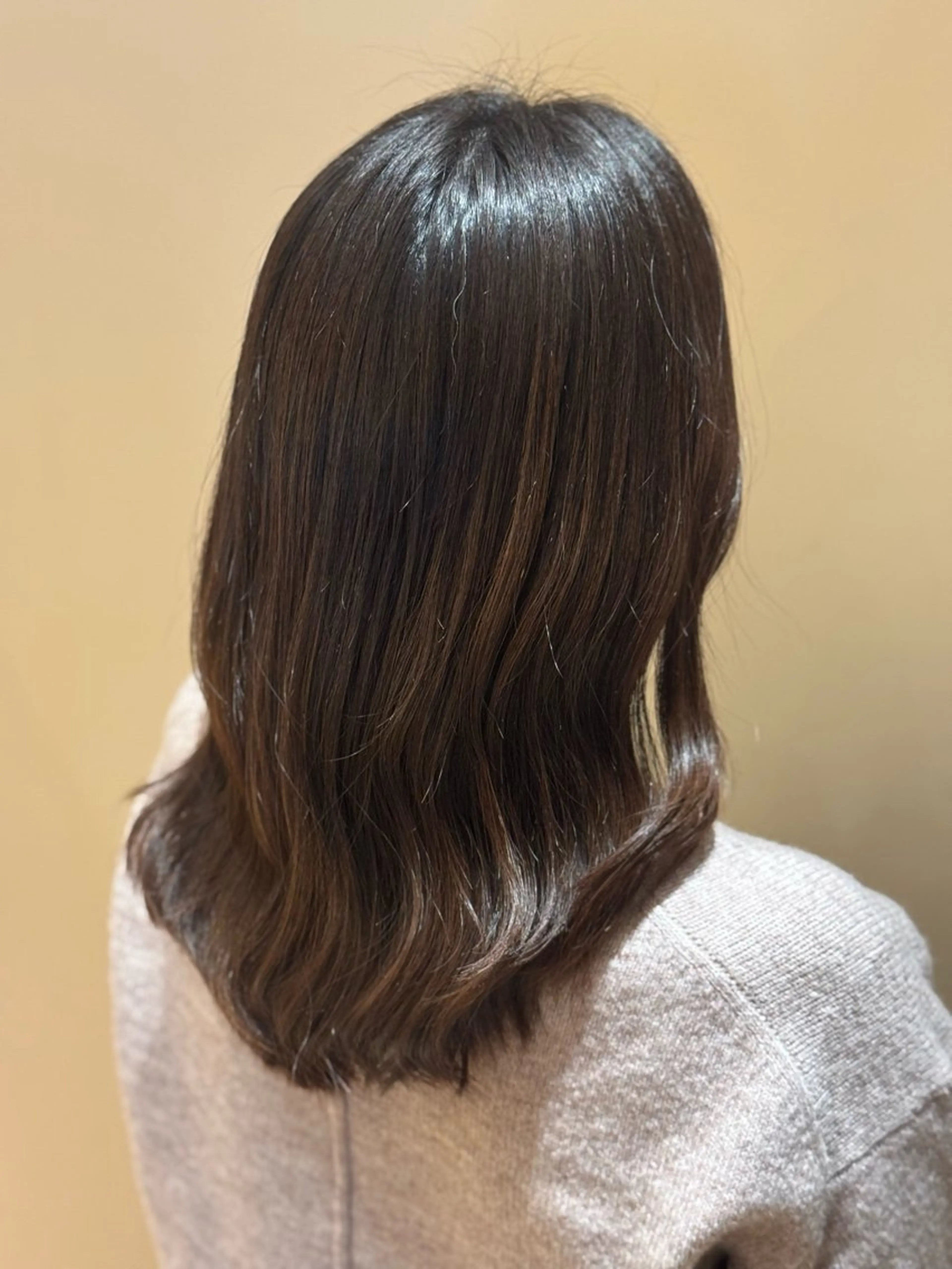 セミロング カット 黒島優香🦋 /縮毛矯正/髪質改善のヘアスタイル