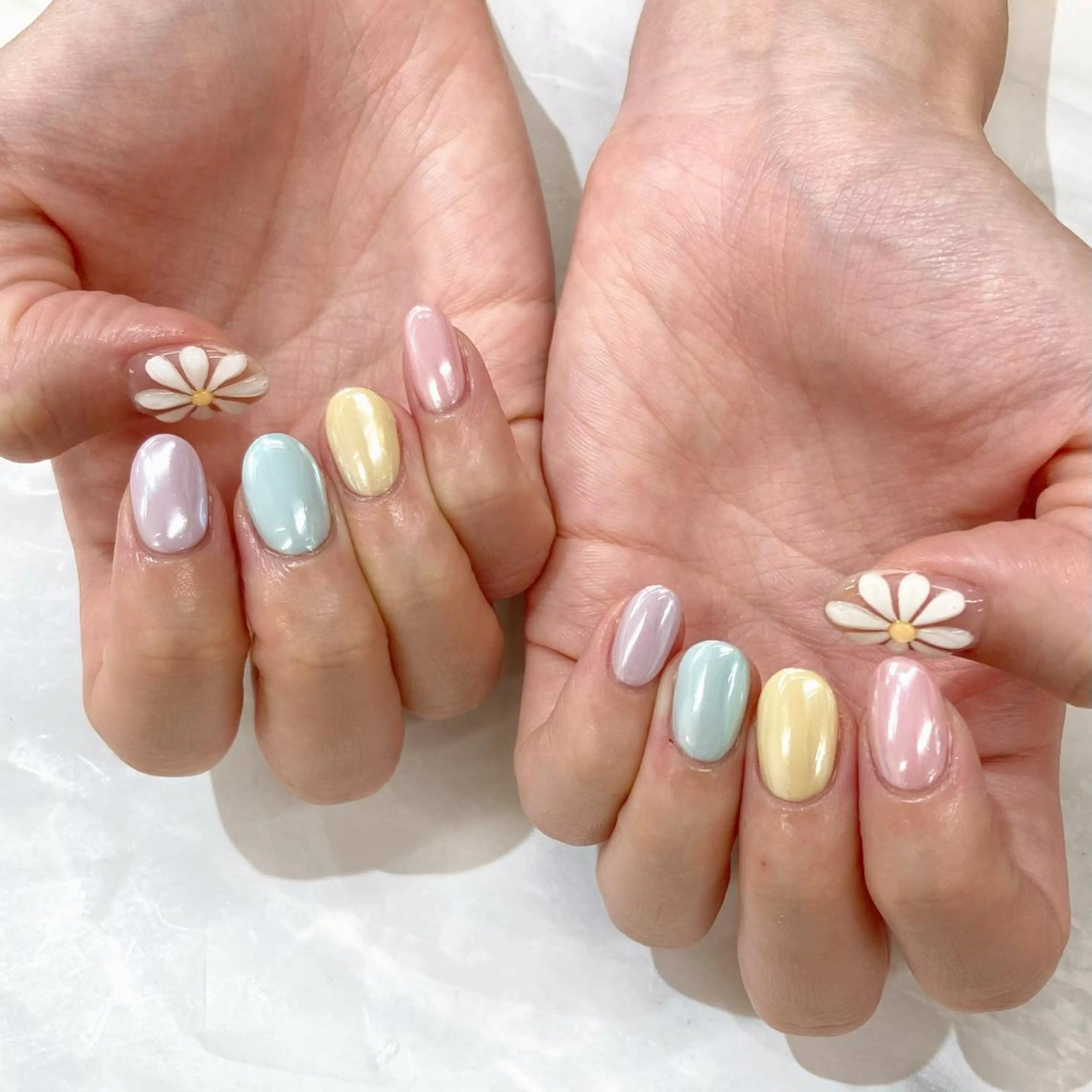 ネイル フラワーネイル ぷっくりネイル 春ネイル KODA308 Saoriのネイルデザイン