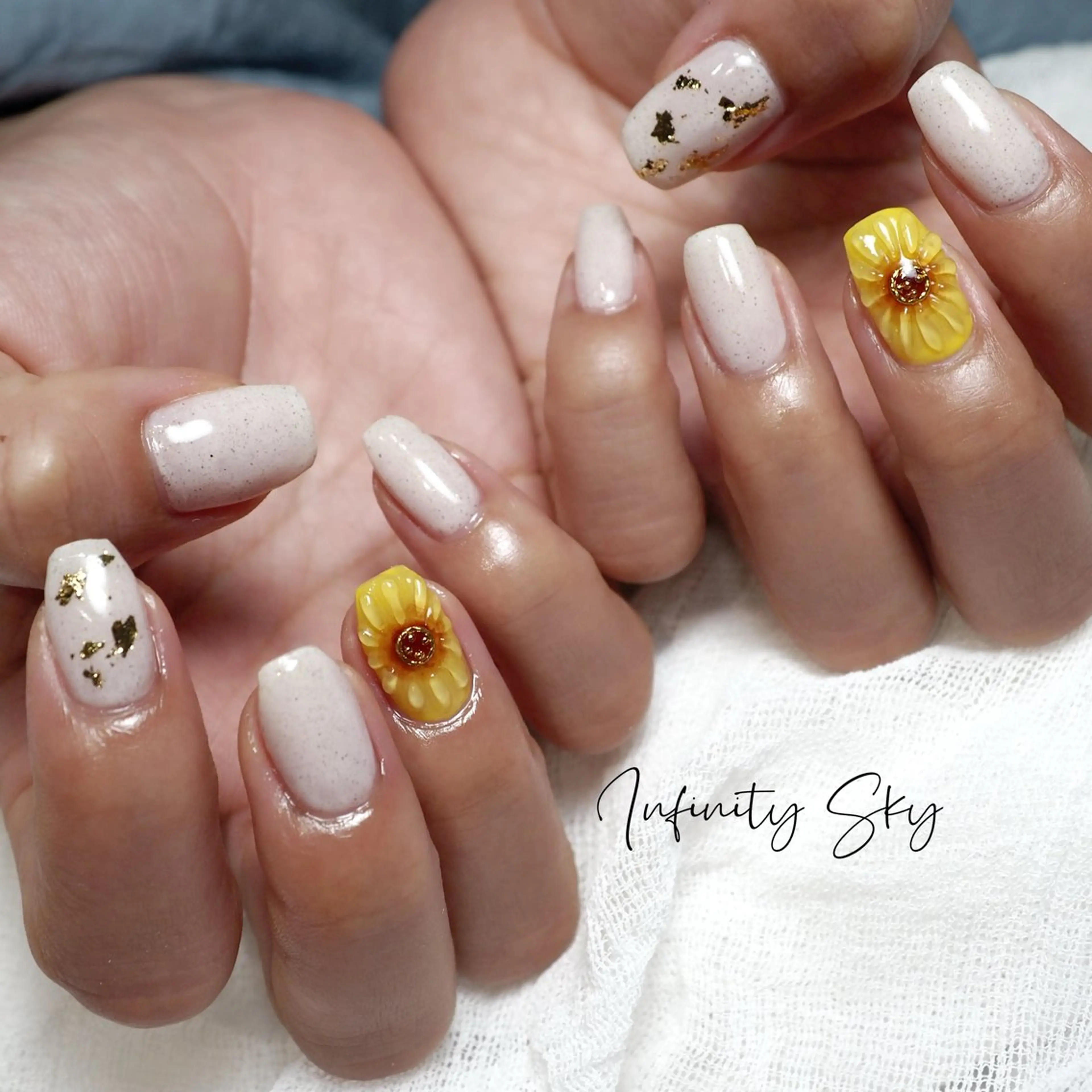 ネイル 夏ネイル ハンドネイル infinity skyのネイルデザイン