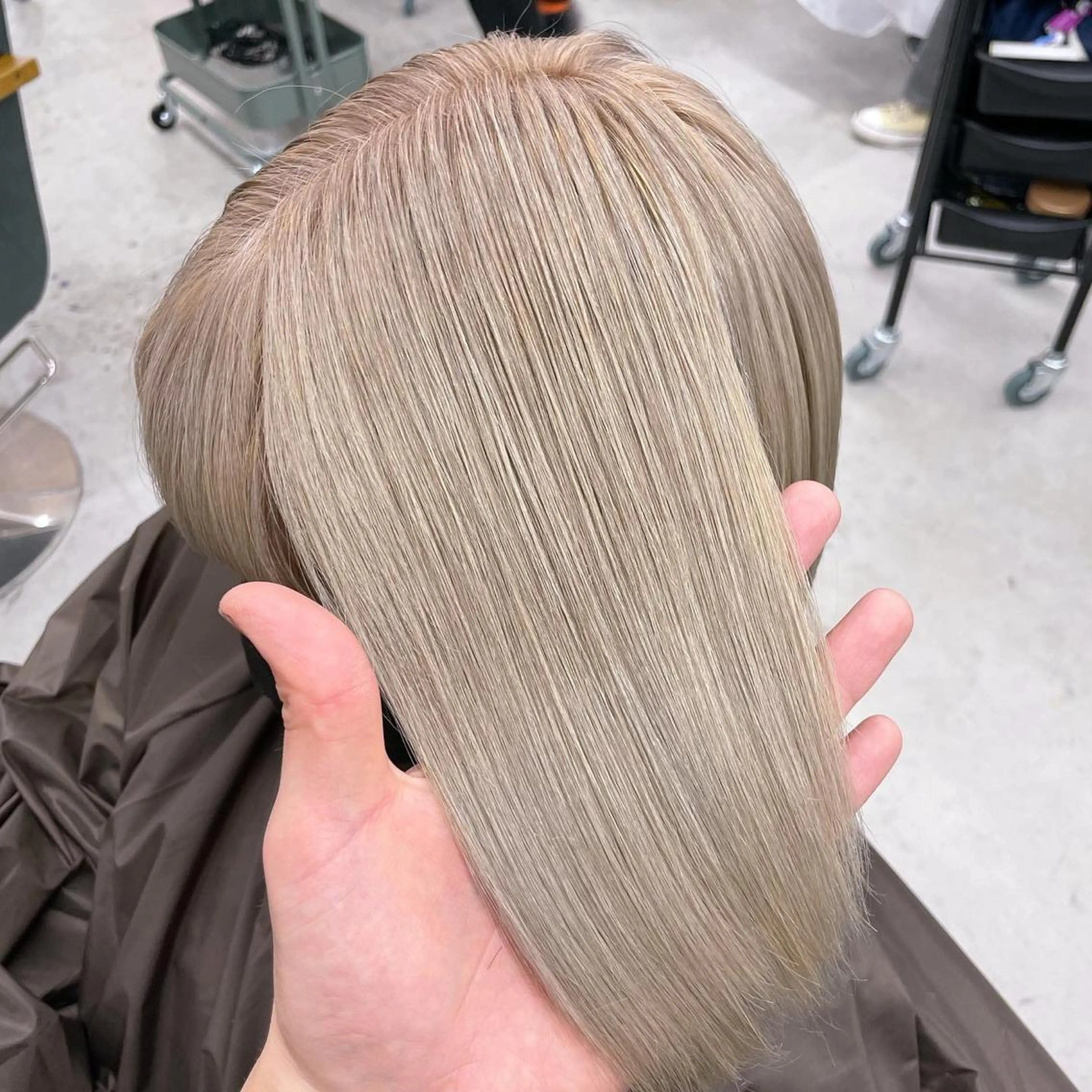 ショート Lull1人美容室 バレイヤージュのヘアスタイル