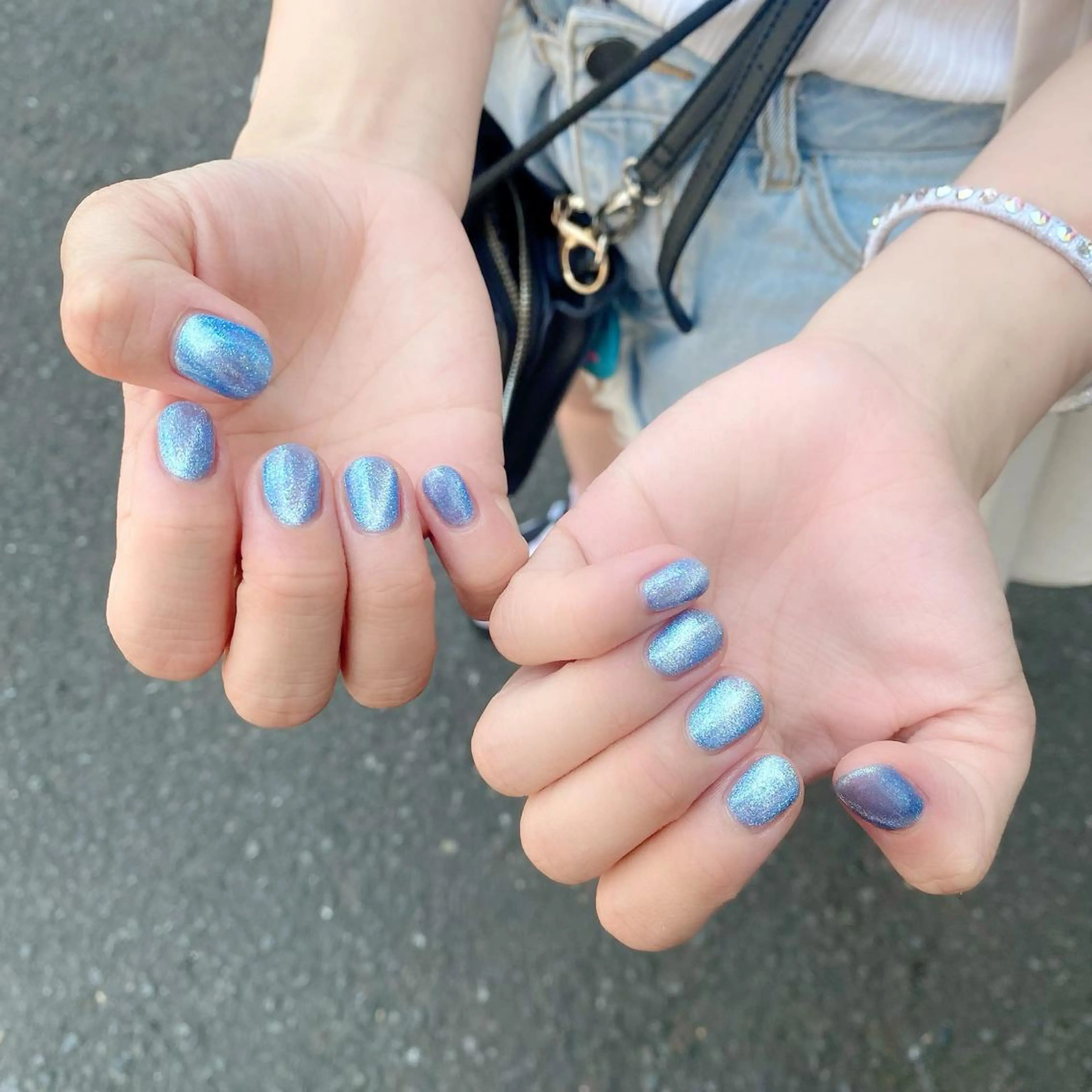 ショート カラー パーマ ヘアアレンジ メンズ キッズ ネイル マツエク・マツパ アイブロウ ブルーカラー 眉カラー パリジェンヌラッシュリフト ショートヘア ブルー Salon Ｋのネイルデザイン