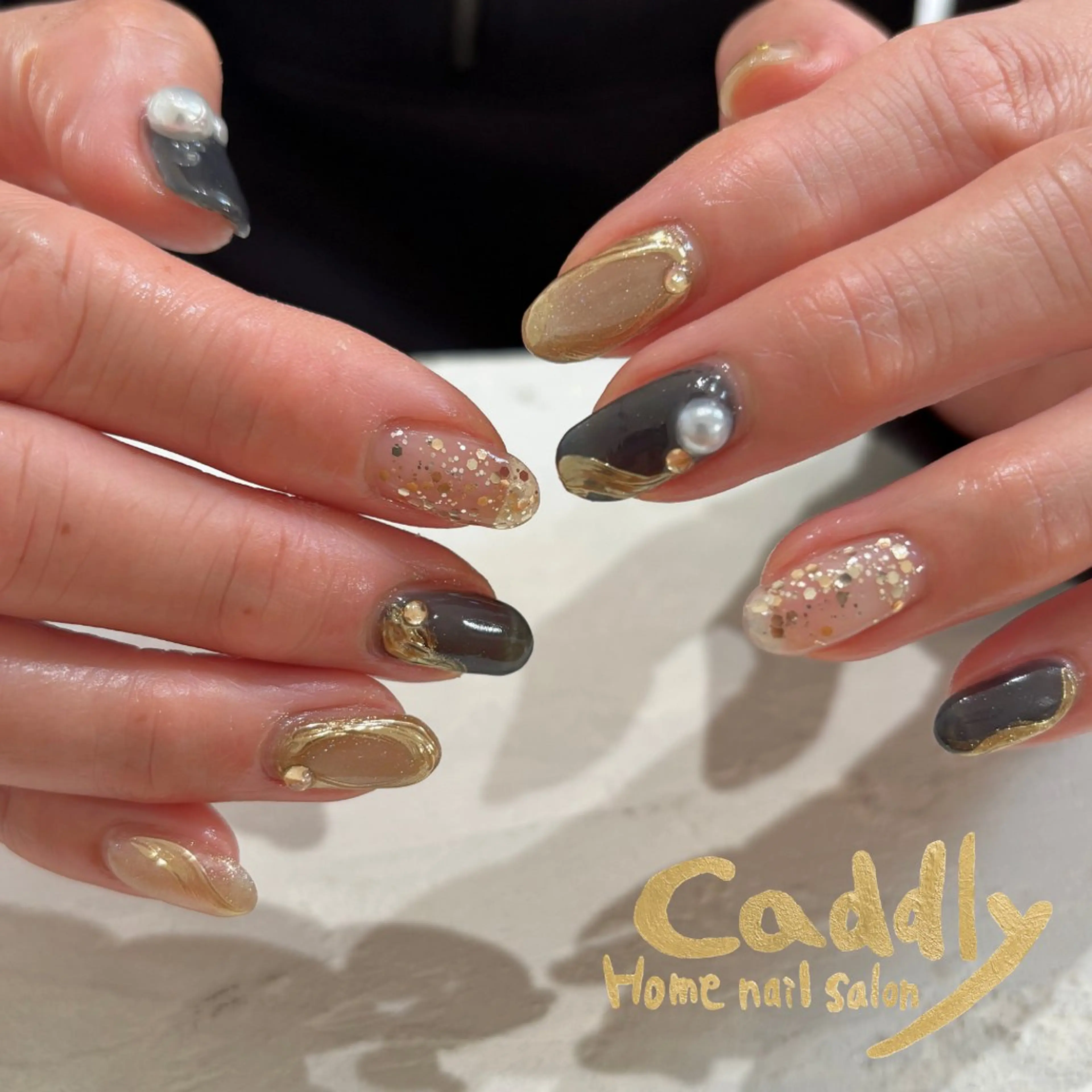 ネイル リボン caddly naoのネイルデザイン