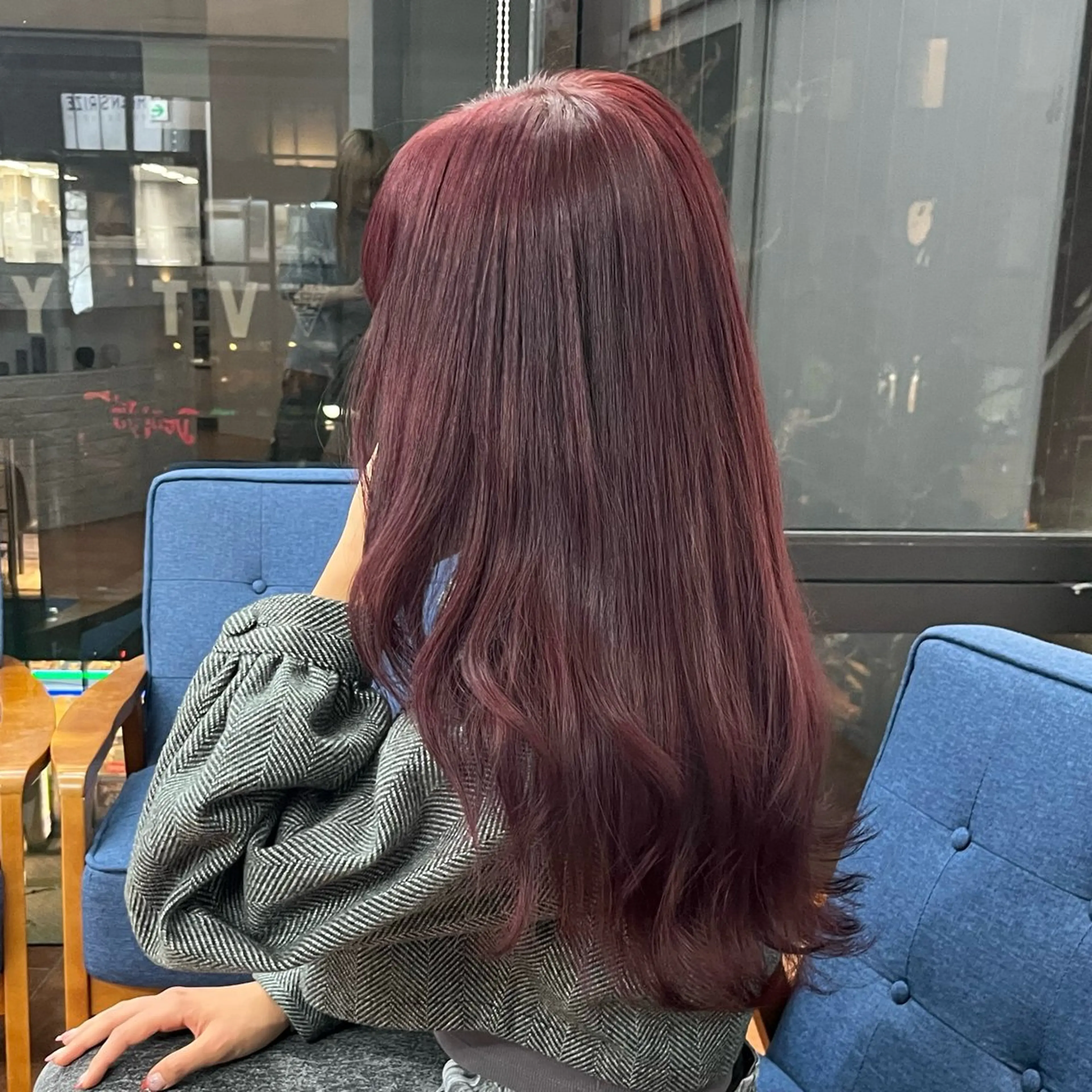 ロング ヘアカラー 櫻田 真紀のヘアスタイル