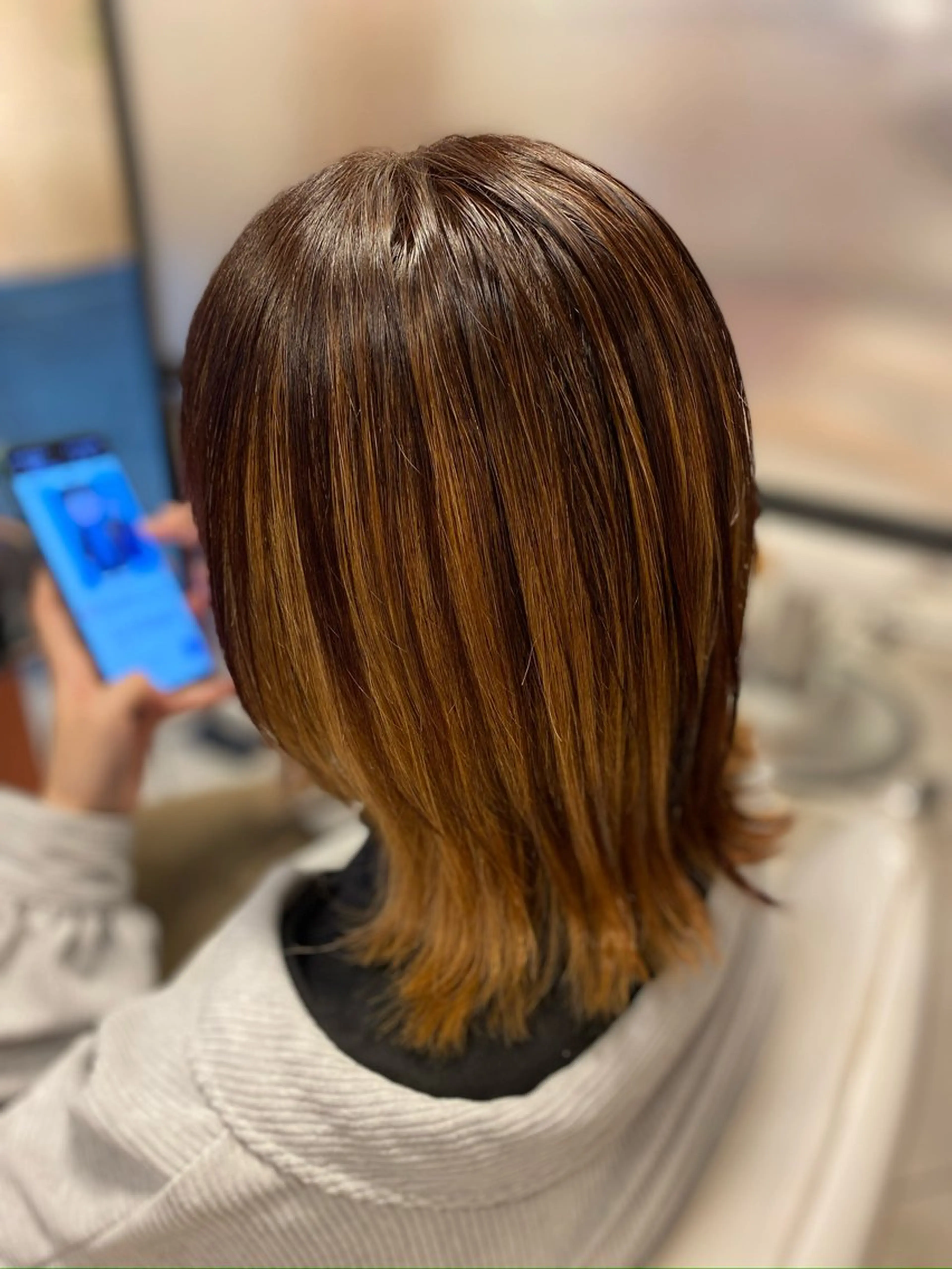 ミディアム カット ヘアカラー へんみ みかのヘアスタイル