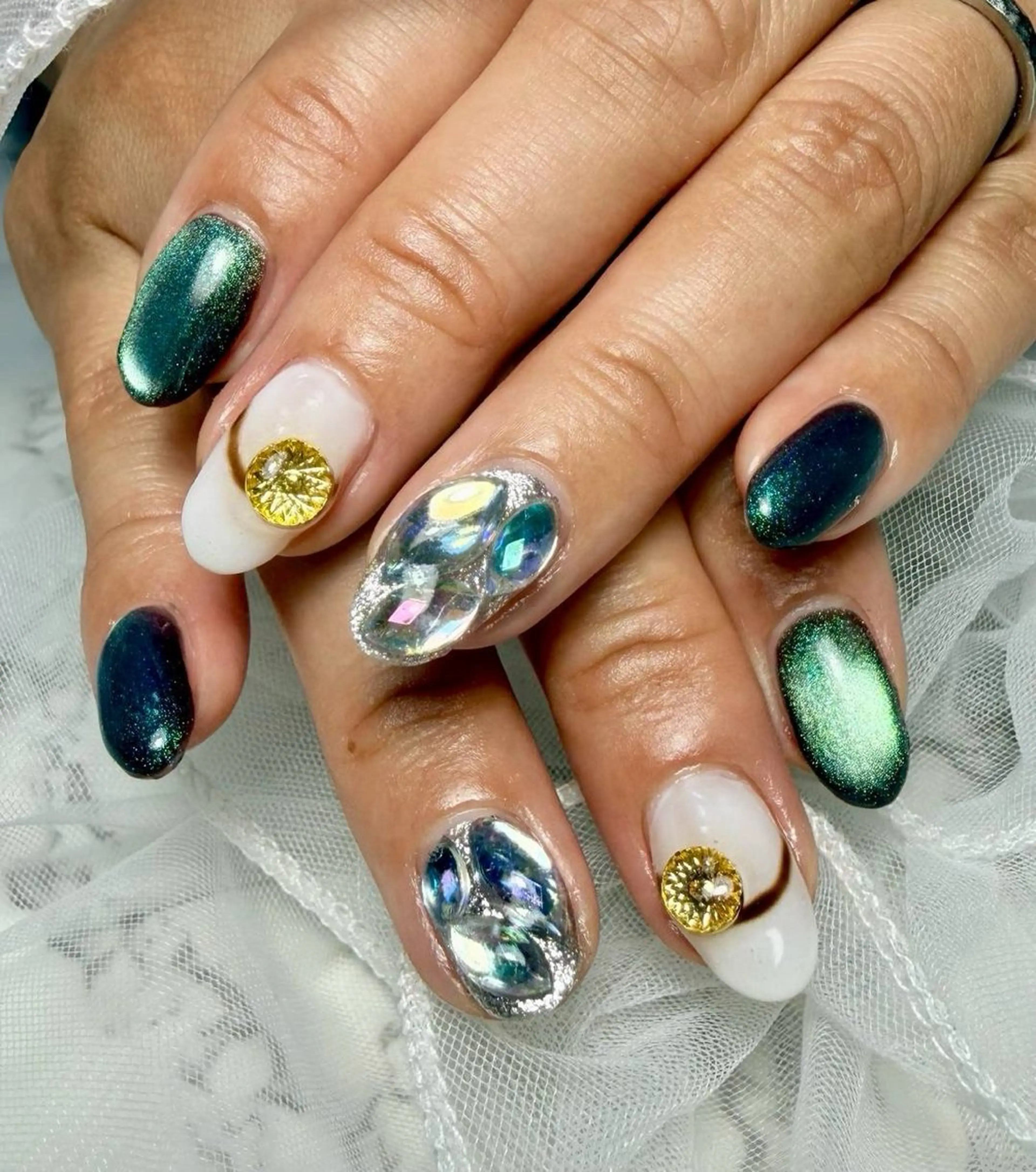 ネイル アートネイル チークネイル フラッシュネイル フラッシュマグ フレンチネイル M.N_ nailのネイルデザイン