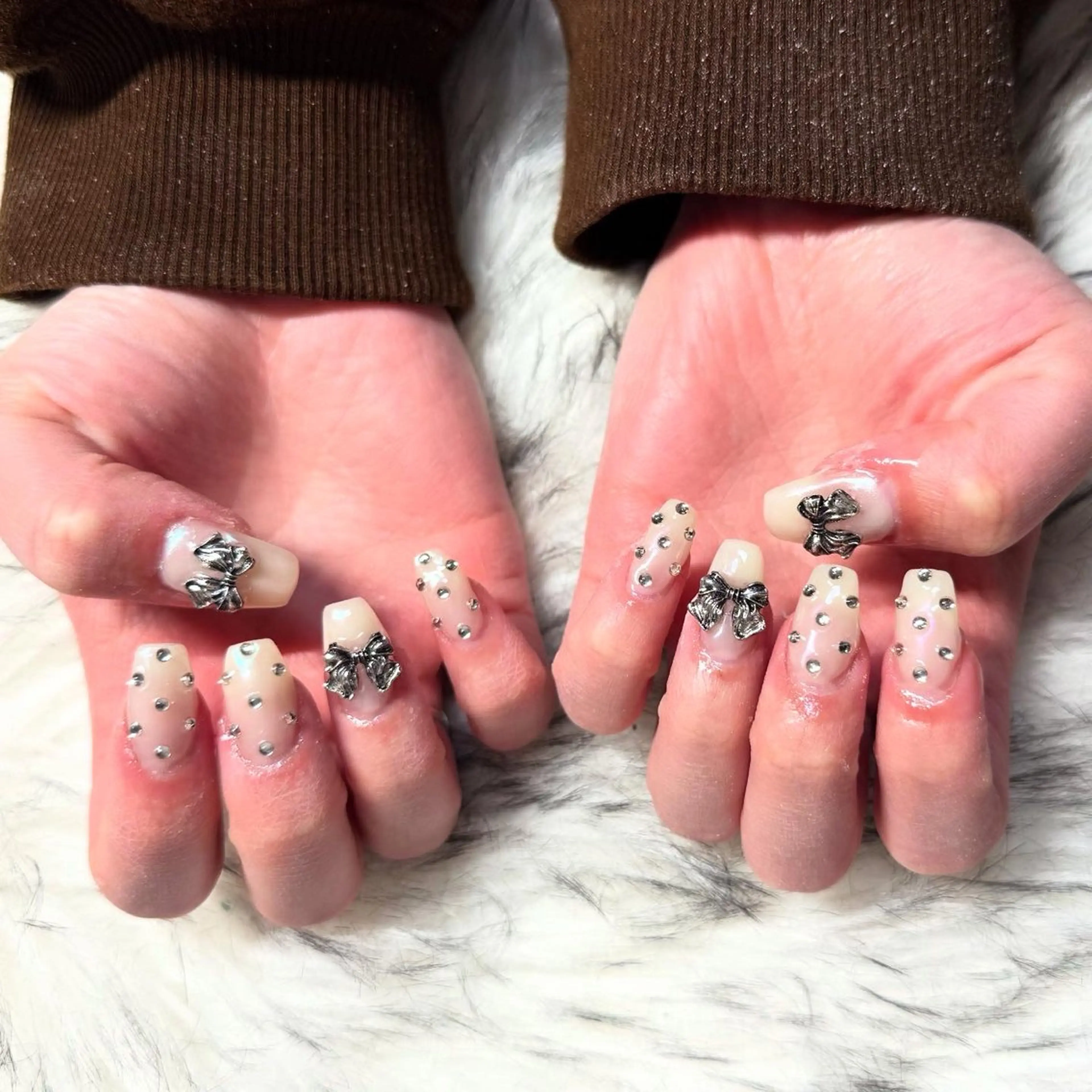 セミロング ハンドネイル mao .のネイルデザイン