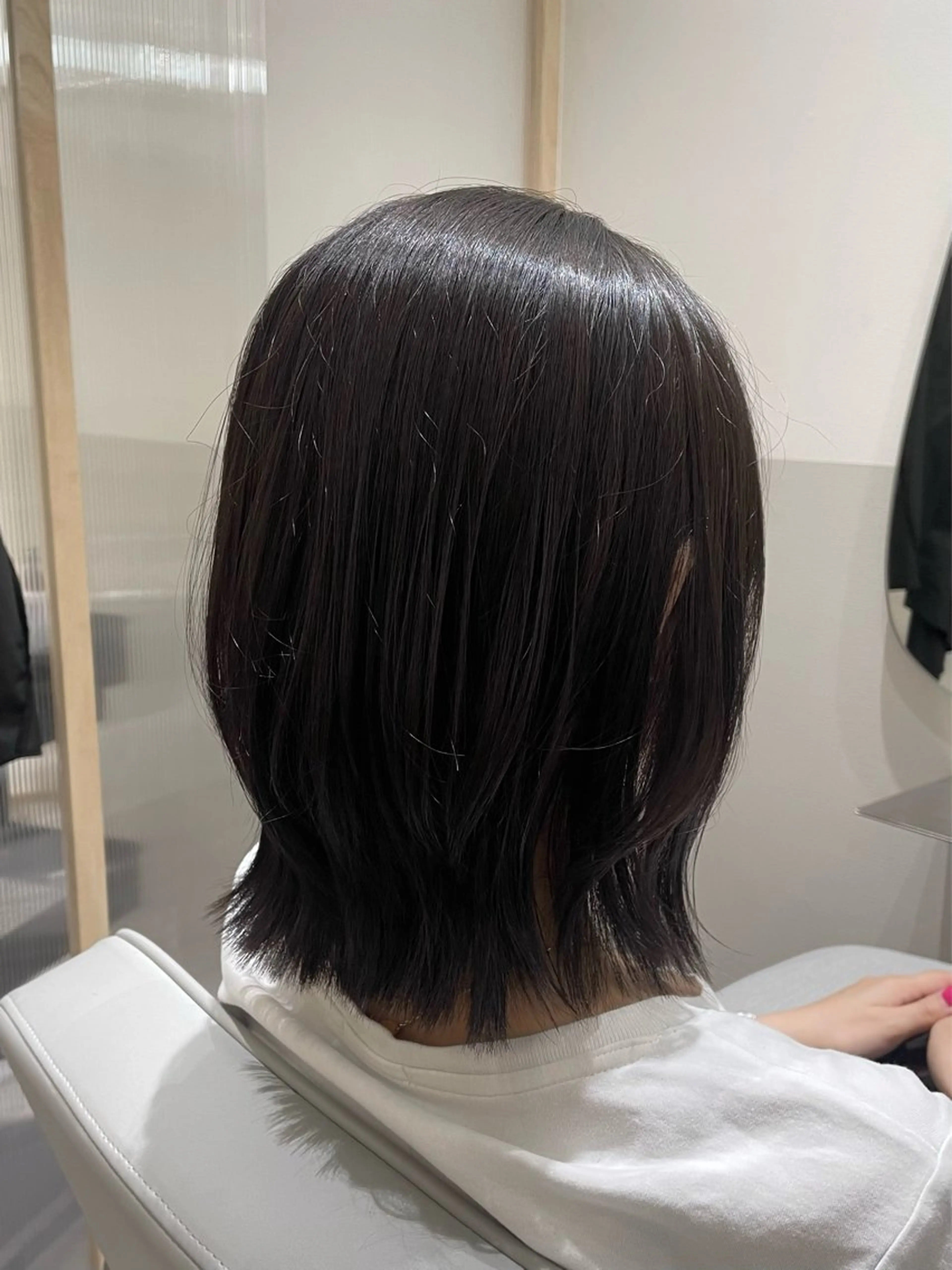ミディアム カラー グレージュ くびれヘア レイヤーカット 外ハネヘア カット ヘアカラー トリートメント 髪質改善✨Zina浦 安/個室🌈YUKIのヘアスタイル