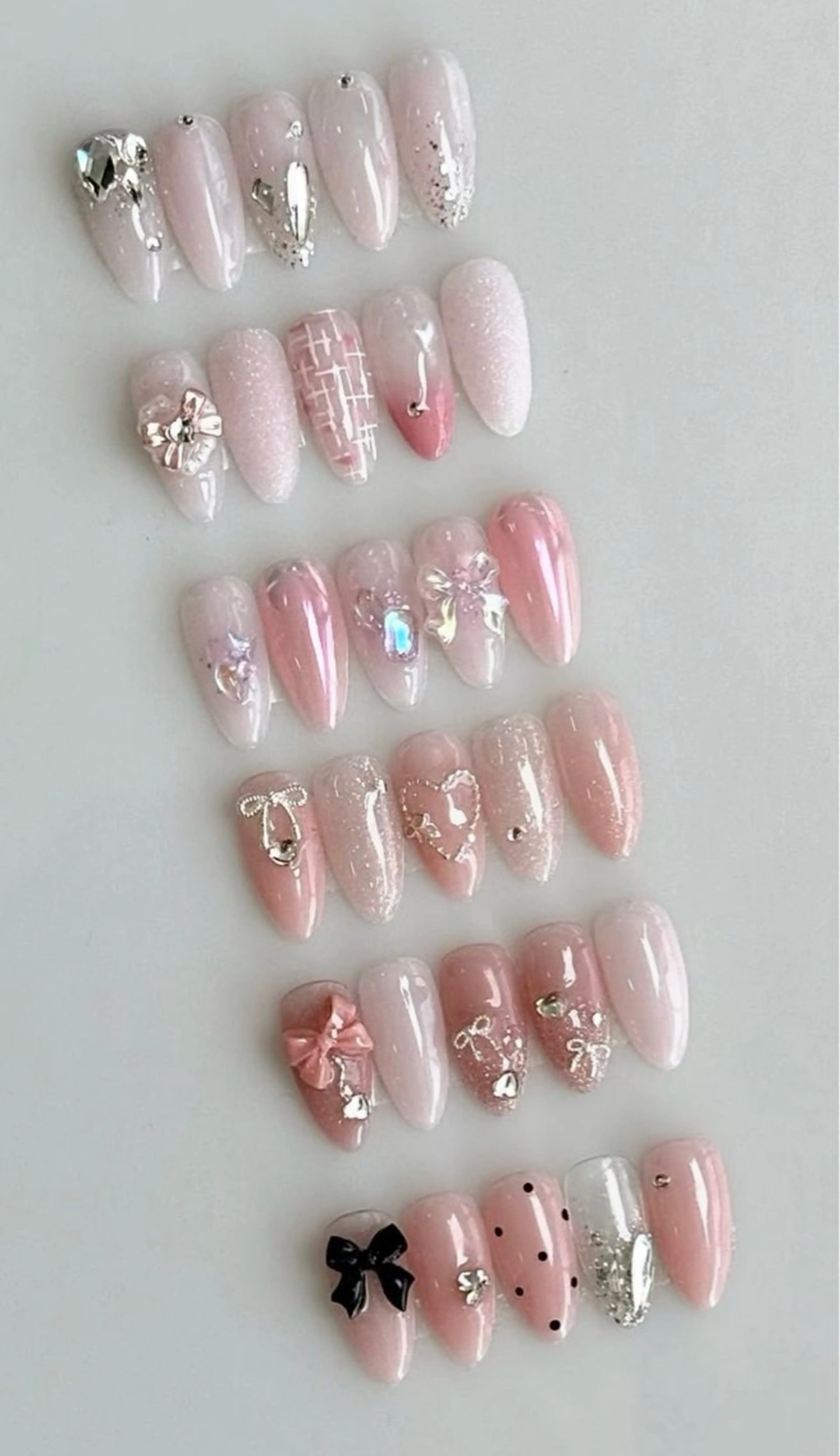 ネイル フレンチネイル ハート 韓国ネイル レース ニュアンスネイル ハンドネイル ハンドケア ボニー Coco nailのネイルデザイン