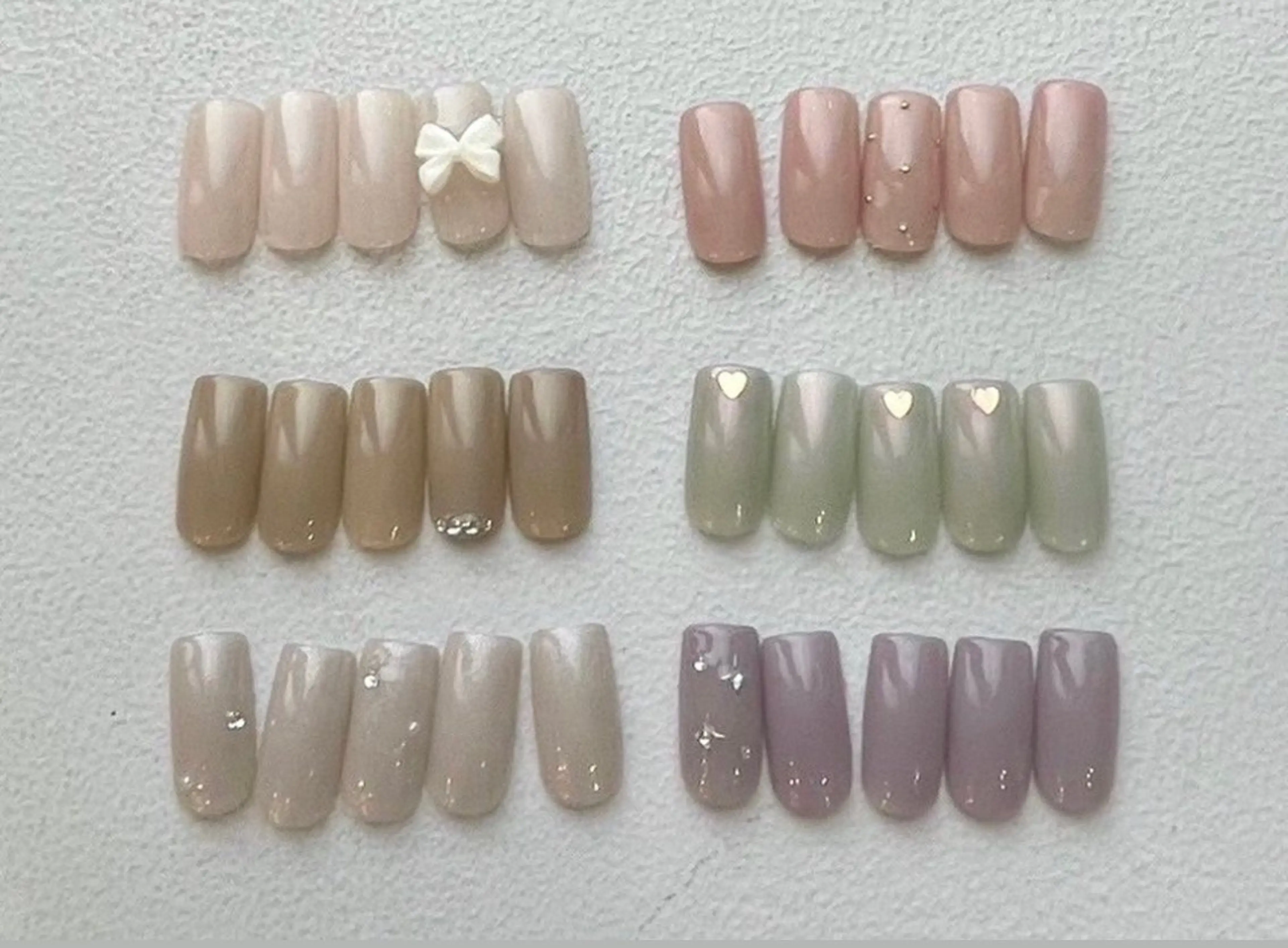 ネイル KARIN LANDHAKATAのネイルデザイン