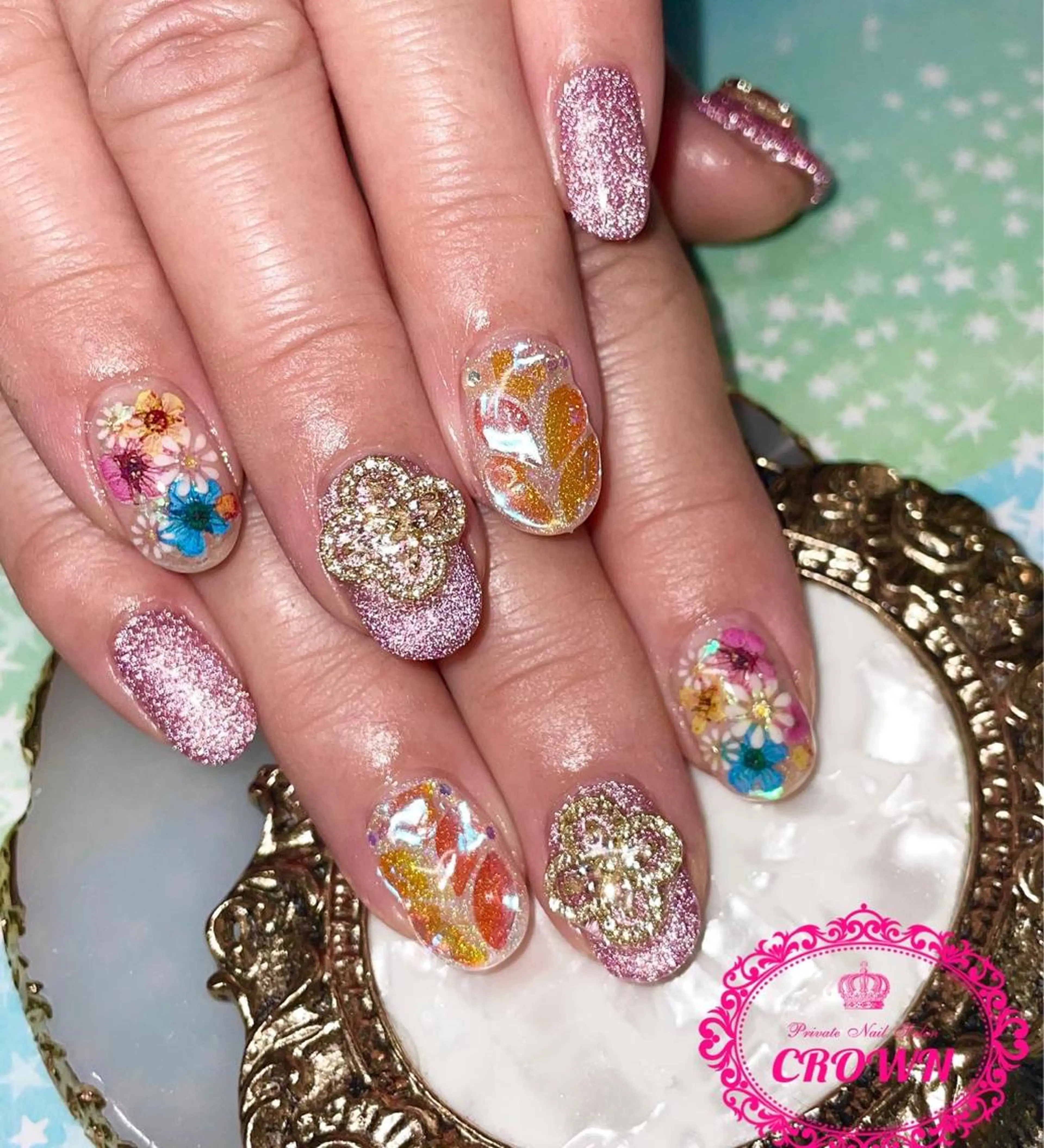 ネイル CROWN プライベートサロンのネイルデザイン