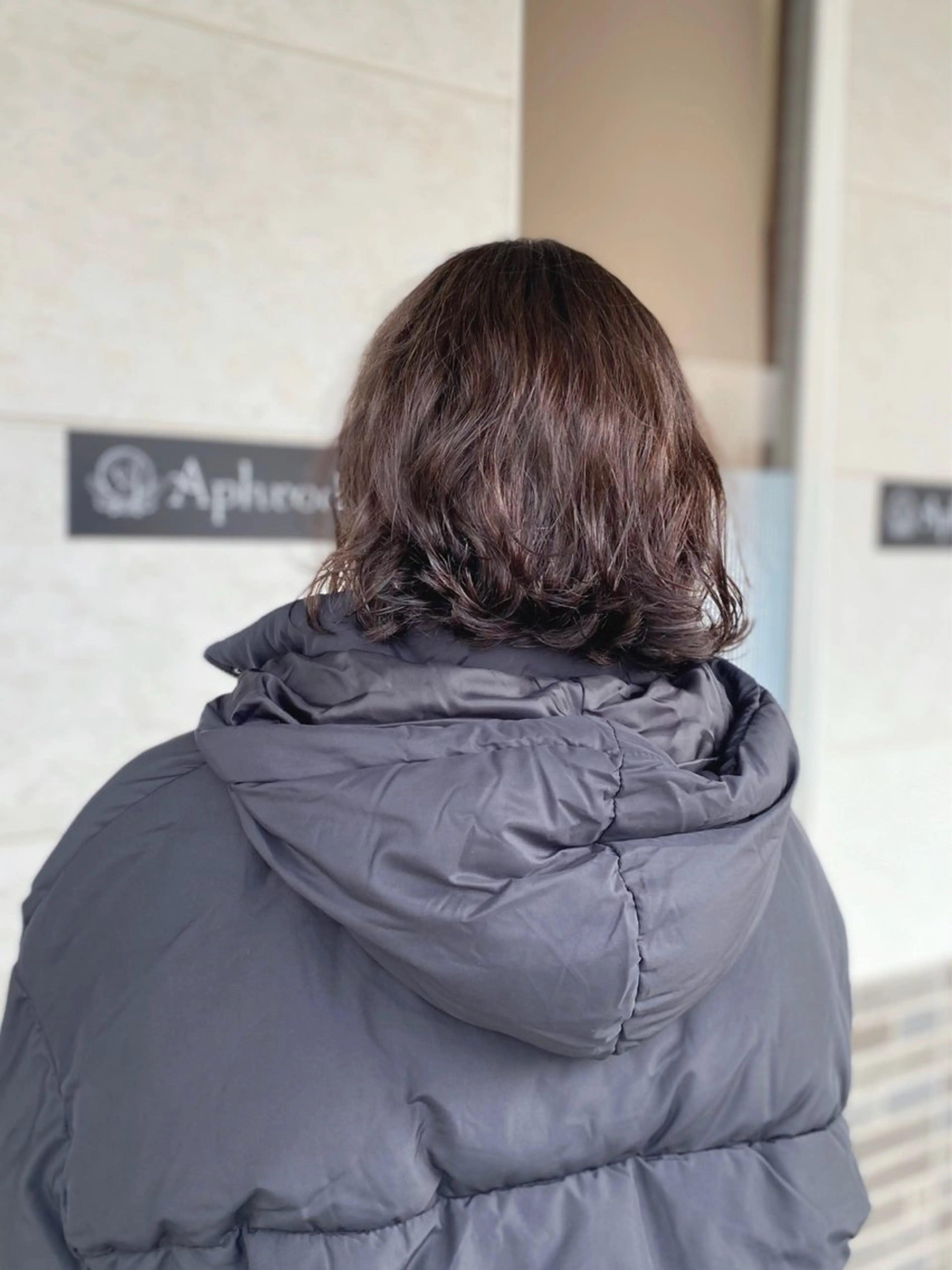 ミディアム パーマ ミディアムパーマ ヘアカラー トリートメント Aphrodite 横手 亜紀のヘアスタイル