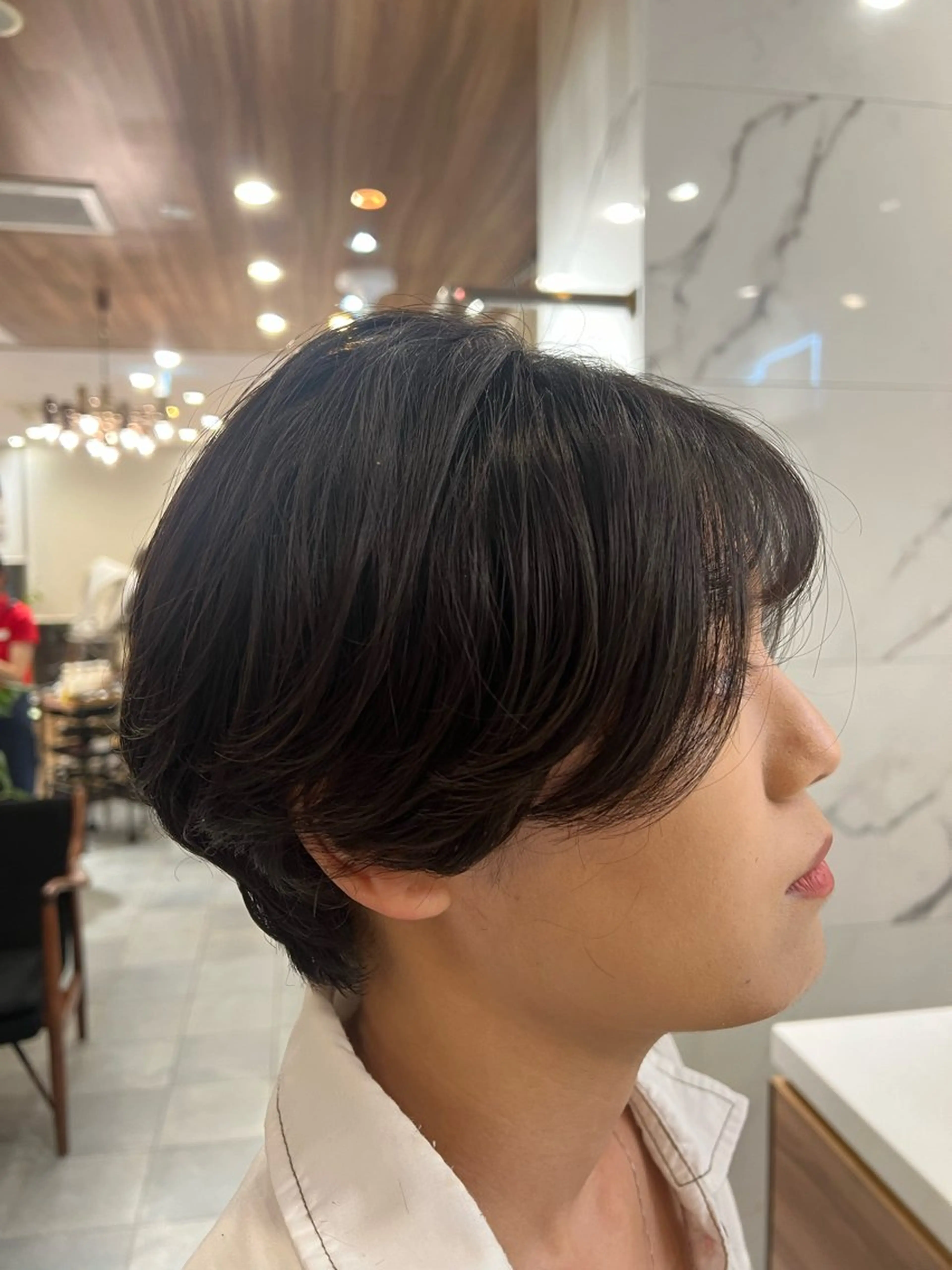 ショート 村中 逸紀のヘアスタイル