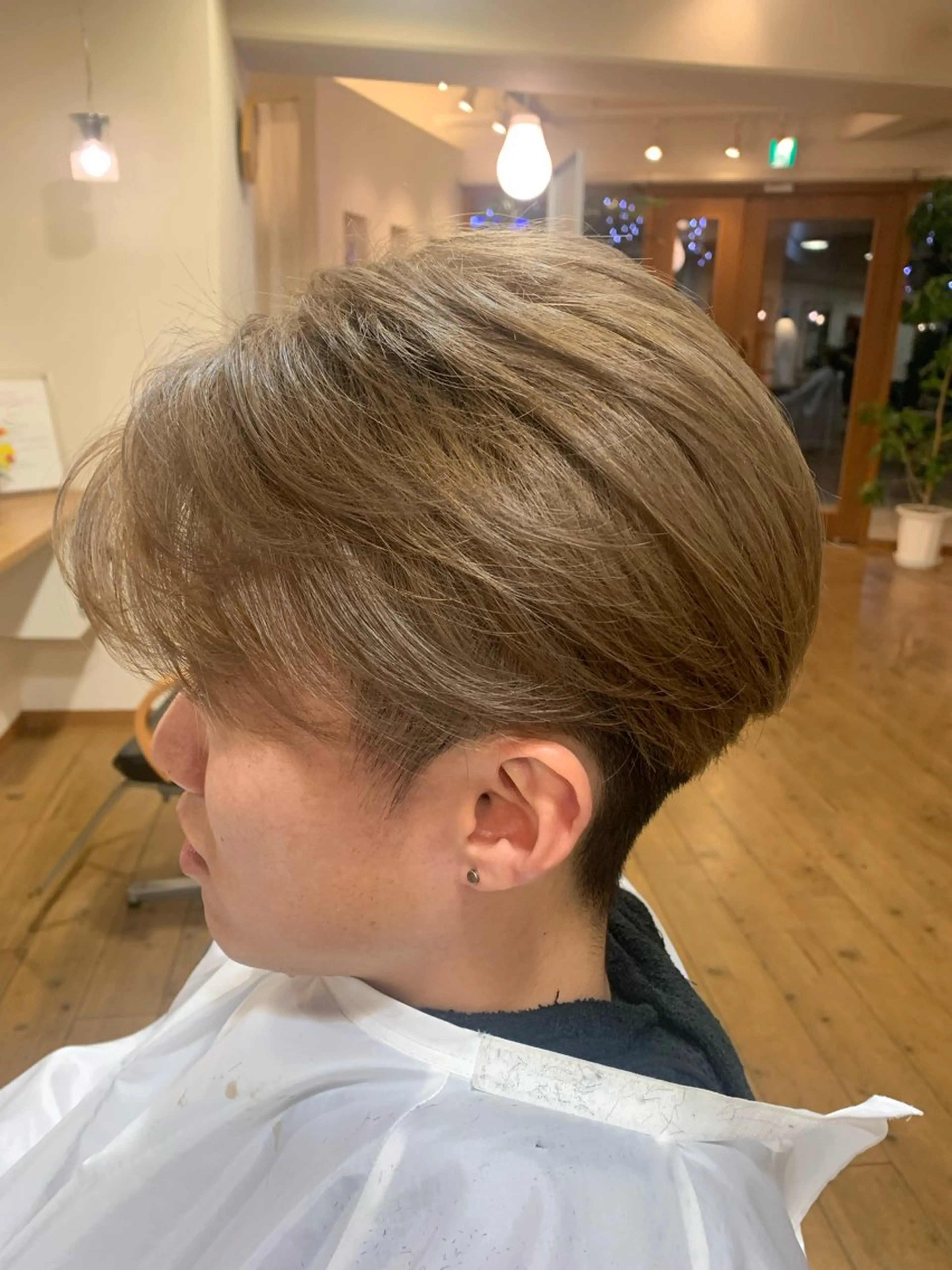 カラー メンズ カット ヘアカラー 尾曲 晃直のヘアスタイル