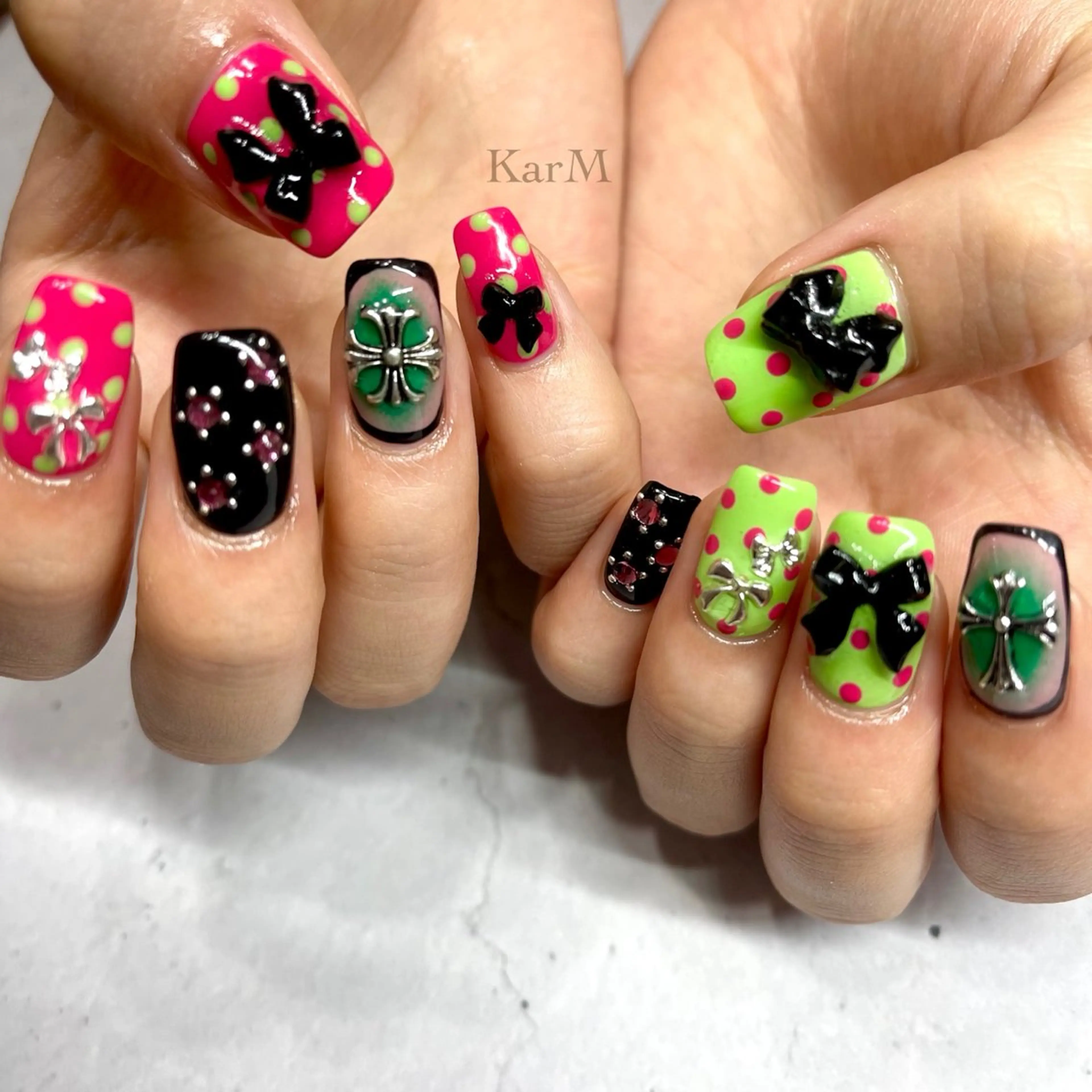 ネイル オーロラネイル チークネイル フラッシュネイル フレンチネイル グラデーション ハンドネイル ogino karinのネイルデザイン