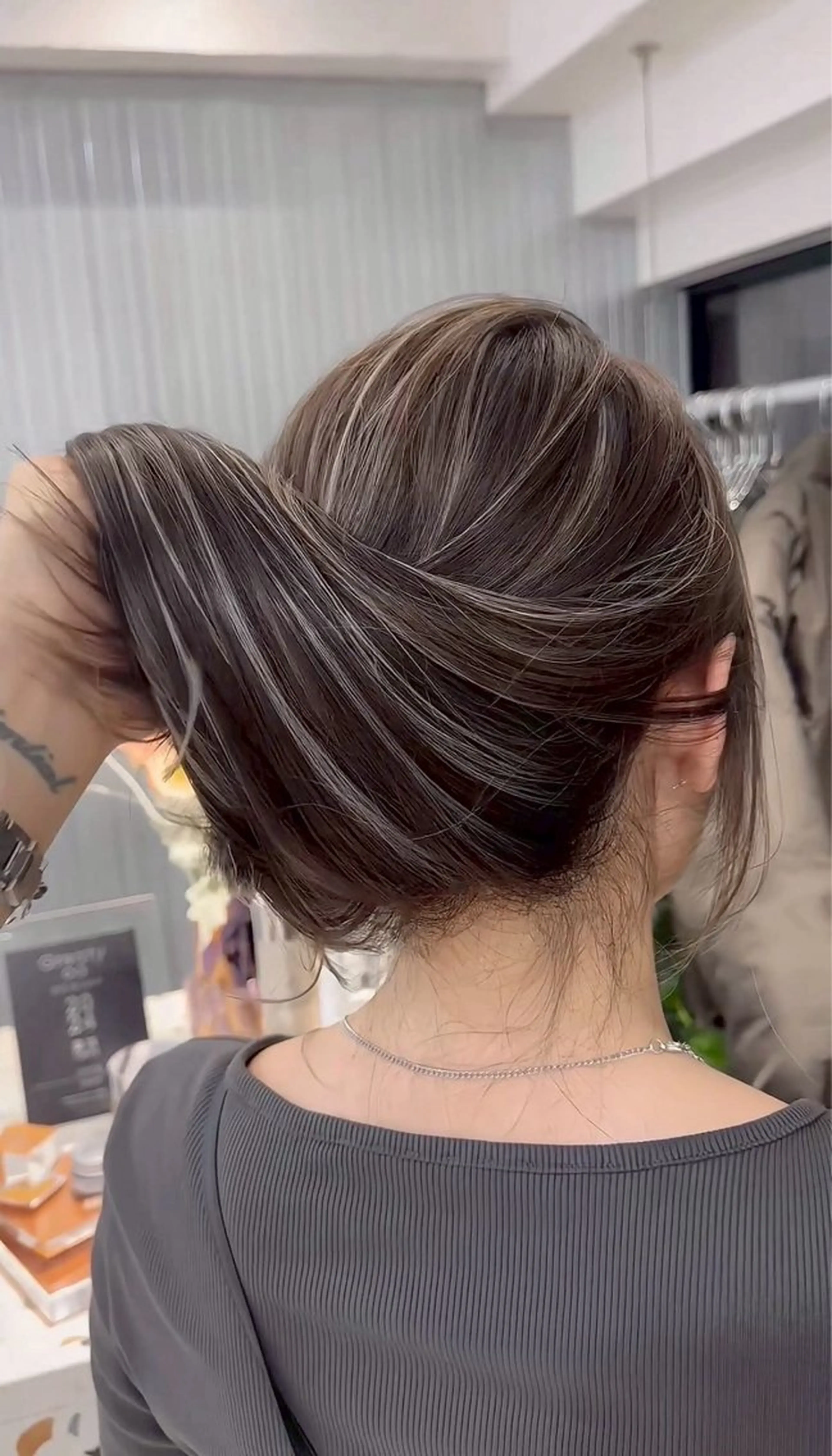 ロング カラー ハイライトカラー ハイライト ヘアカラー 表参道/ハイライト バレイヤージュのヘアスタイル