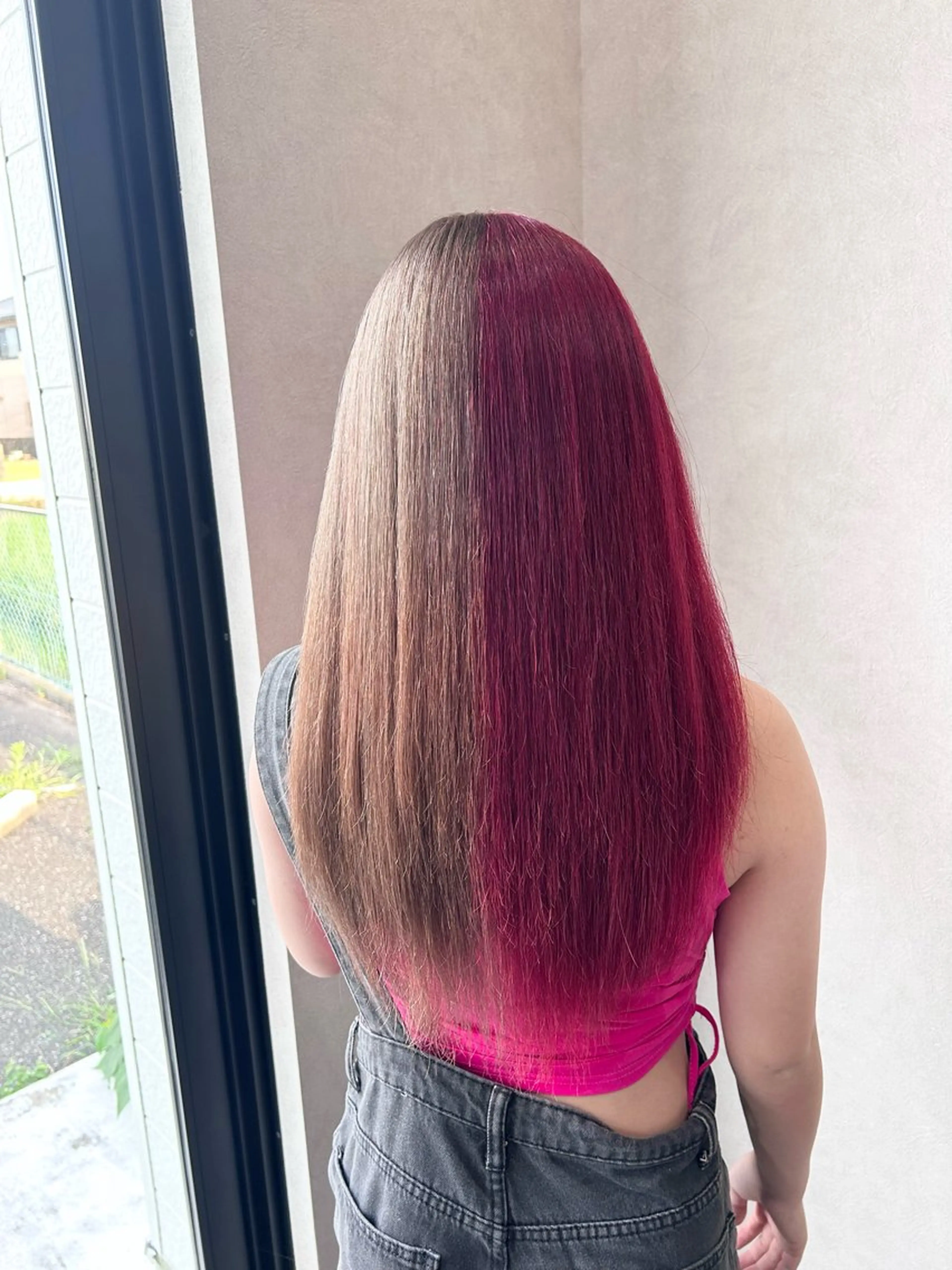 ロング カラー 井手 孔介のヘアスタイル