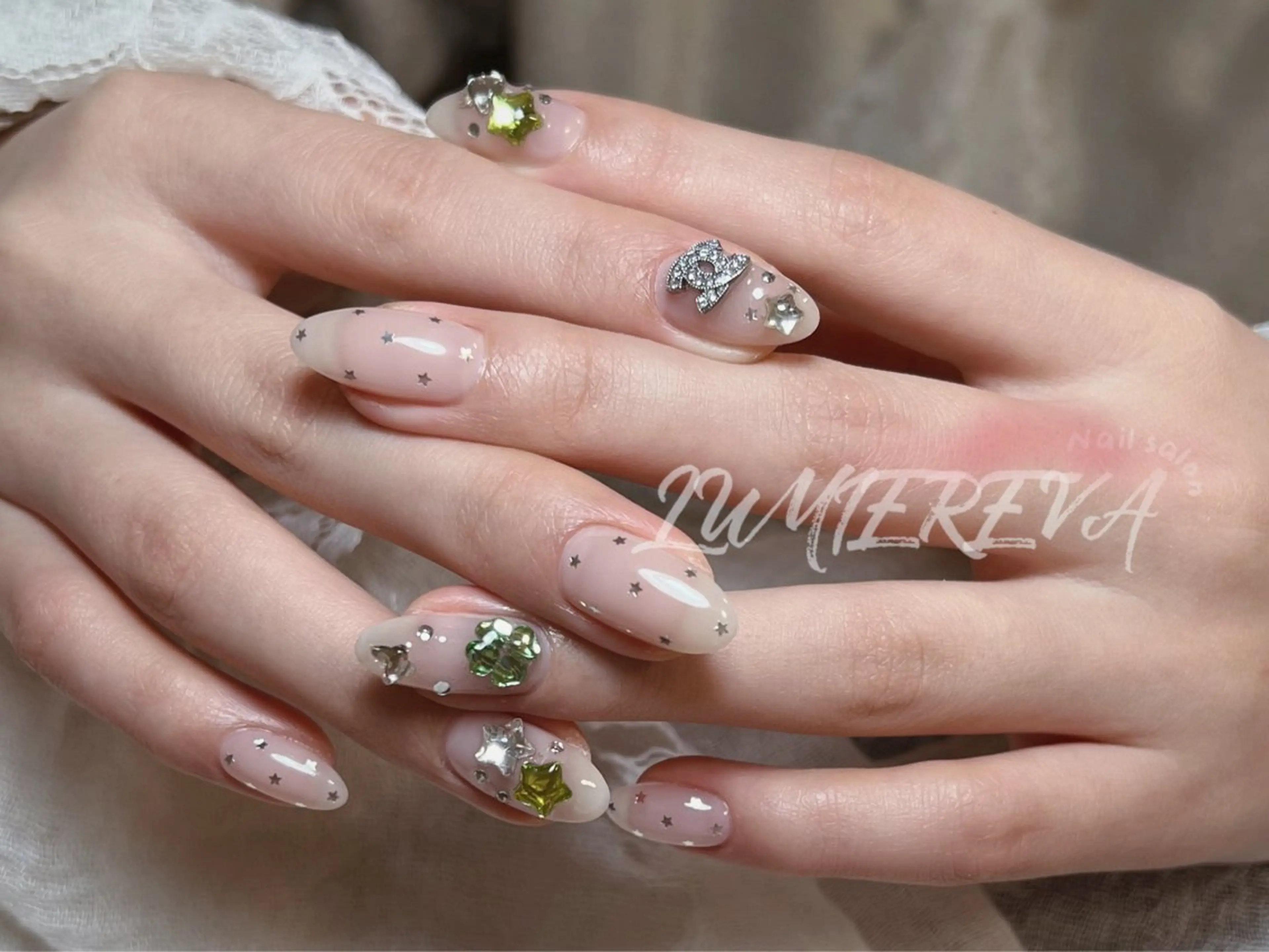 ネイル lumiereva nail salon所属・Lumiereva nail salonのネイルデザイン