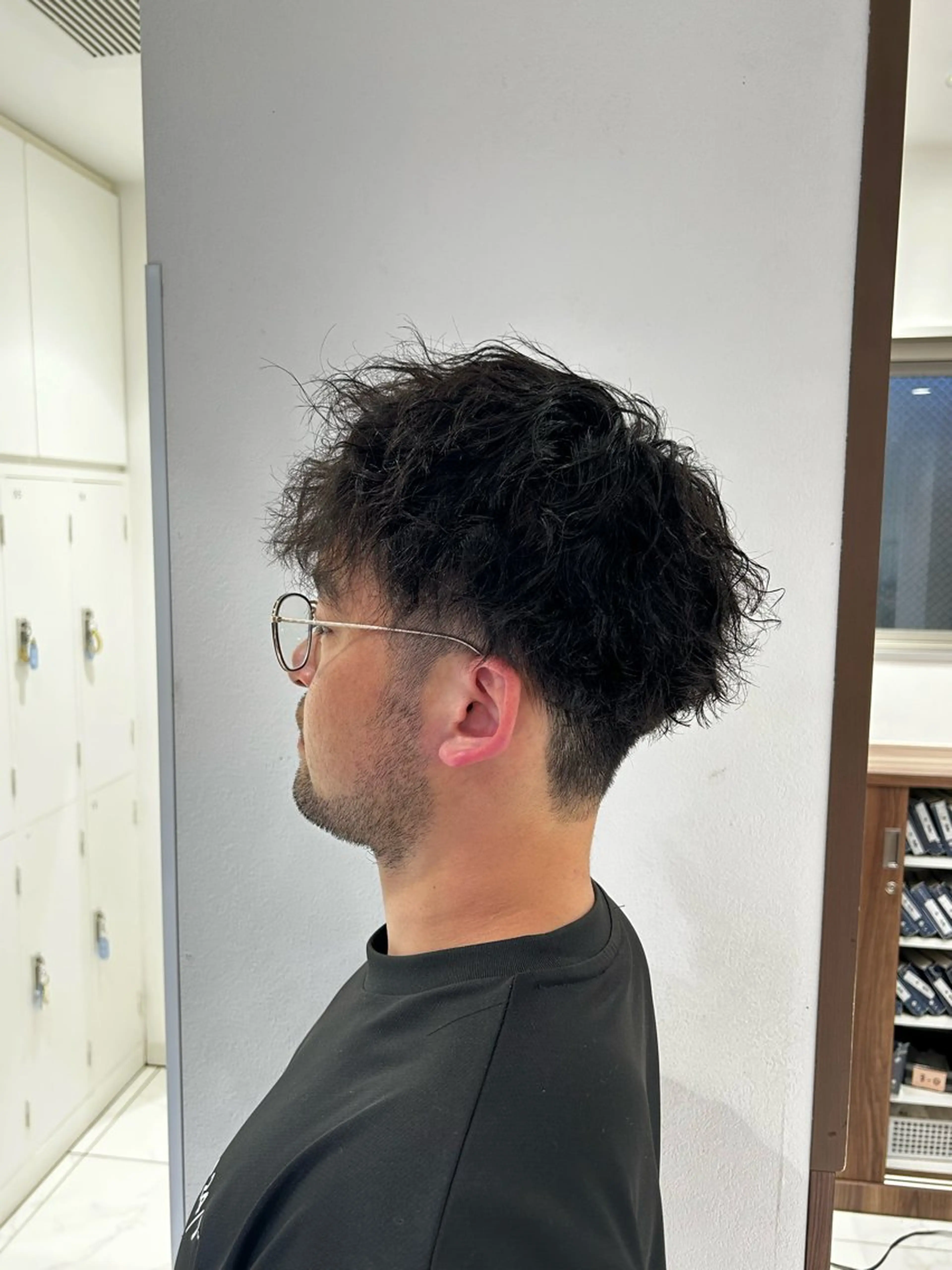 ショート パーマ メンズ カット パーマ 🌟縮毛矯正/髪質改 善🌟赤嶺智偉のヘアスタイル