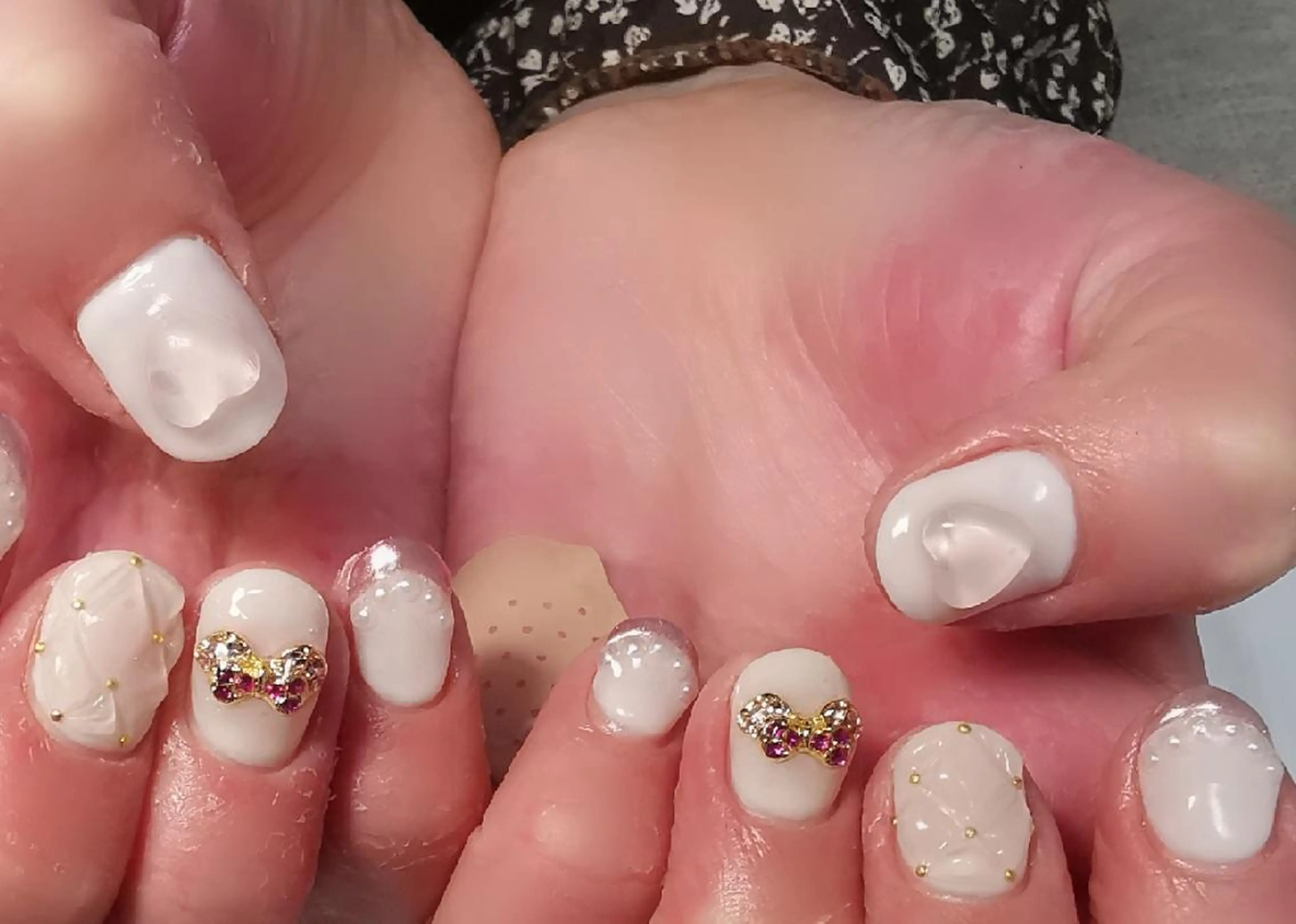 ネイル フレンチネイル ハート ミラーネイル ぷっくりネイル ハンドネイル reve あやののネイルデザイン