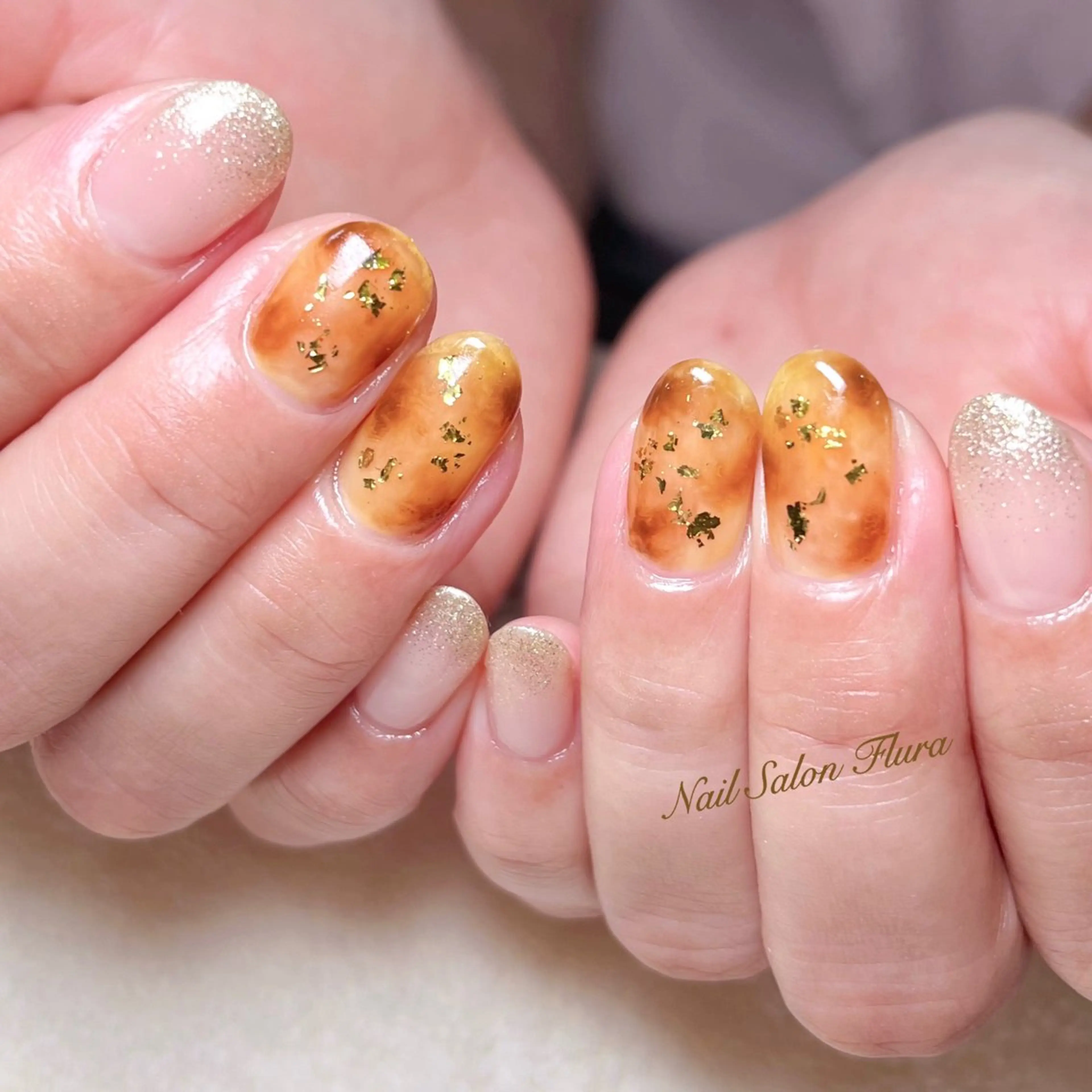ネイル べっ甲ネイル ハンドネイル NailSalon Fluraのネイルデザイン