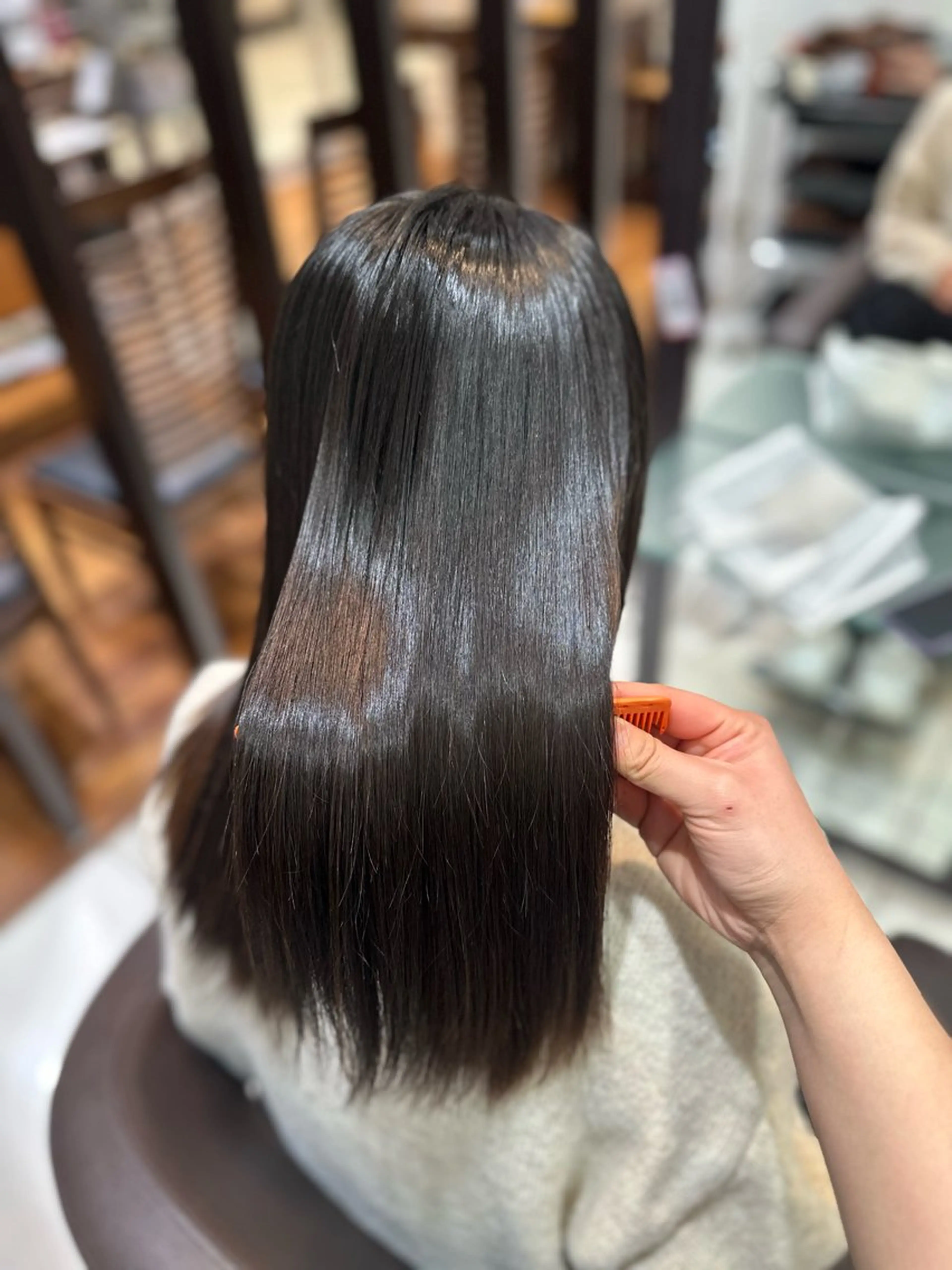 🍙【ロング、ミディアム限定】カット+ワンカラー+3stepトリートメント🍙の写真