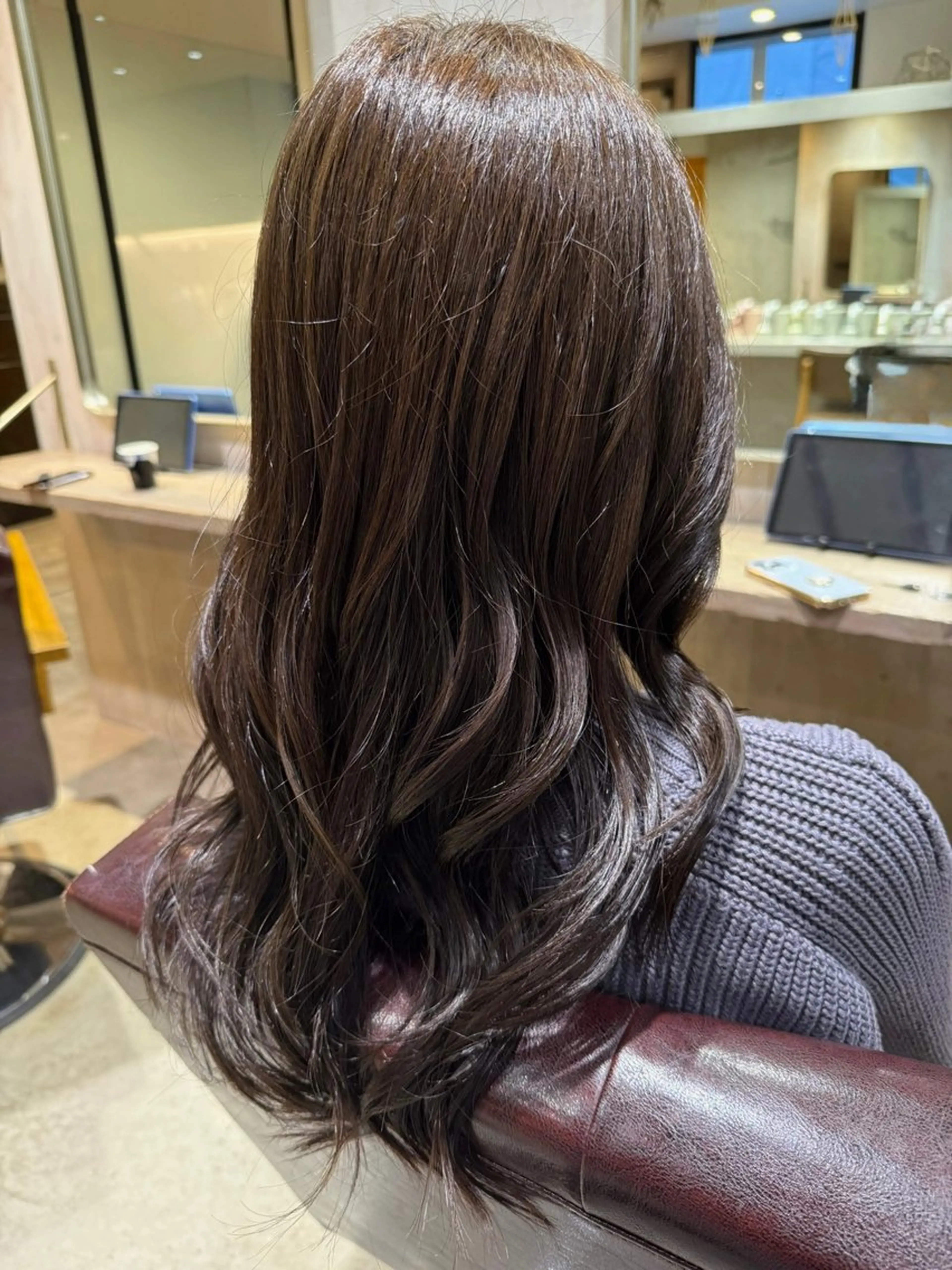 【透明感カラーで垢抜け🌿】イルミナフルカラー✨¥6500の写真