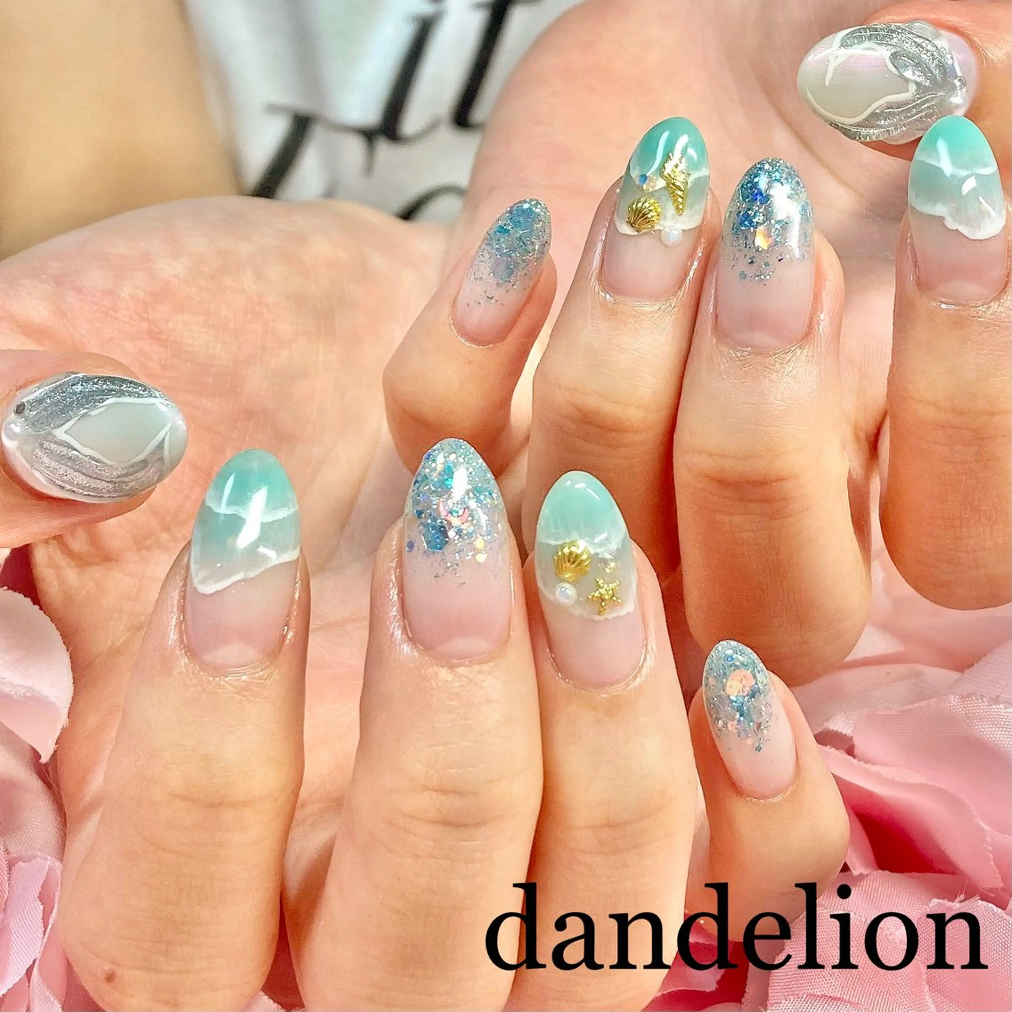 ネイル ハンドネイル ハンドケア dandelion ダンデライオンのネイルデザイン