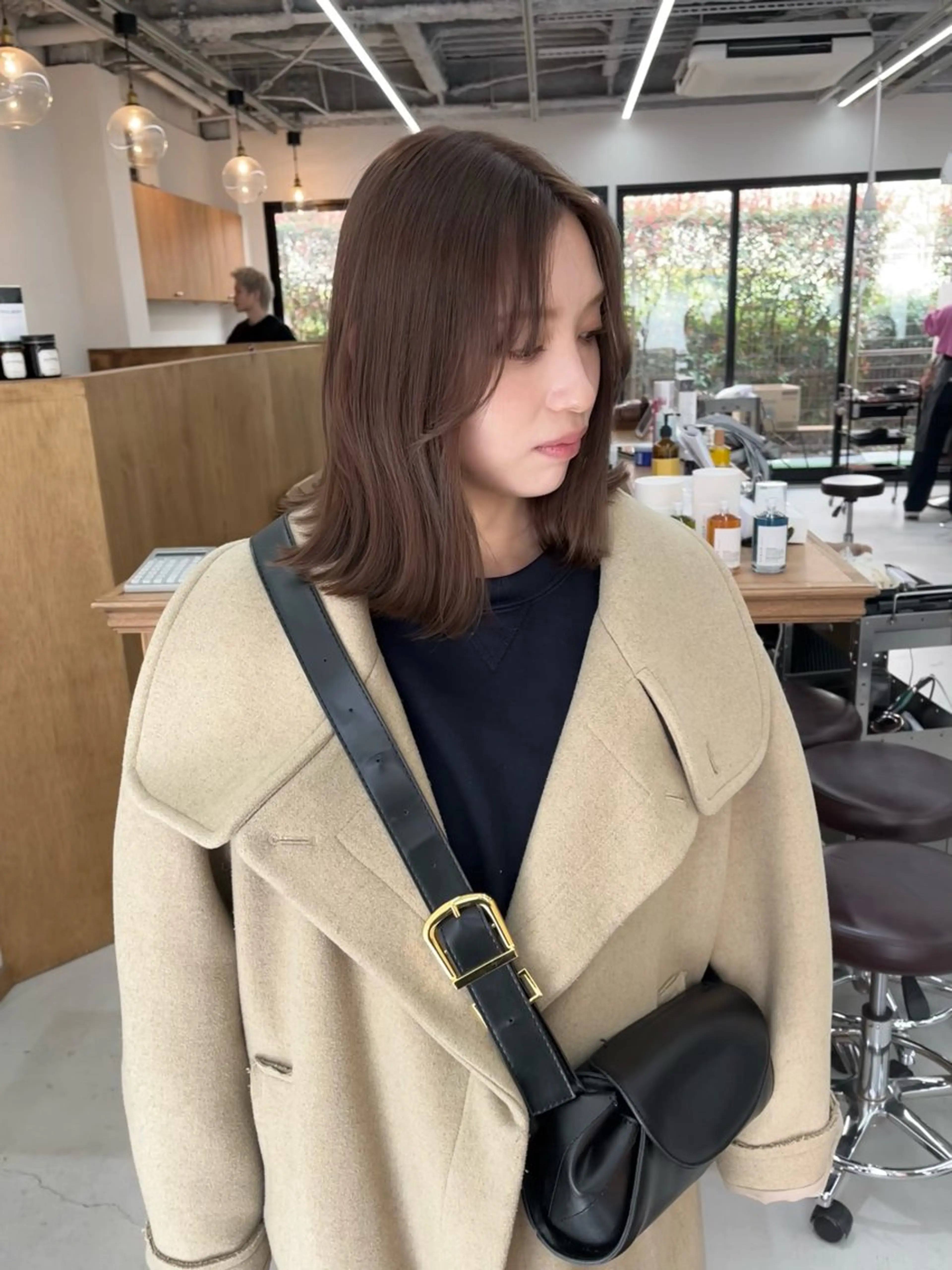 ミディアム カラー ヘアアレンジ ベージュカラー ヘーゼル カット ヘアカラー トリートメント ena/ブリーチなし 透明感・レイヤー🎀のヘアスタイル