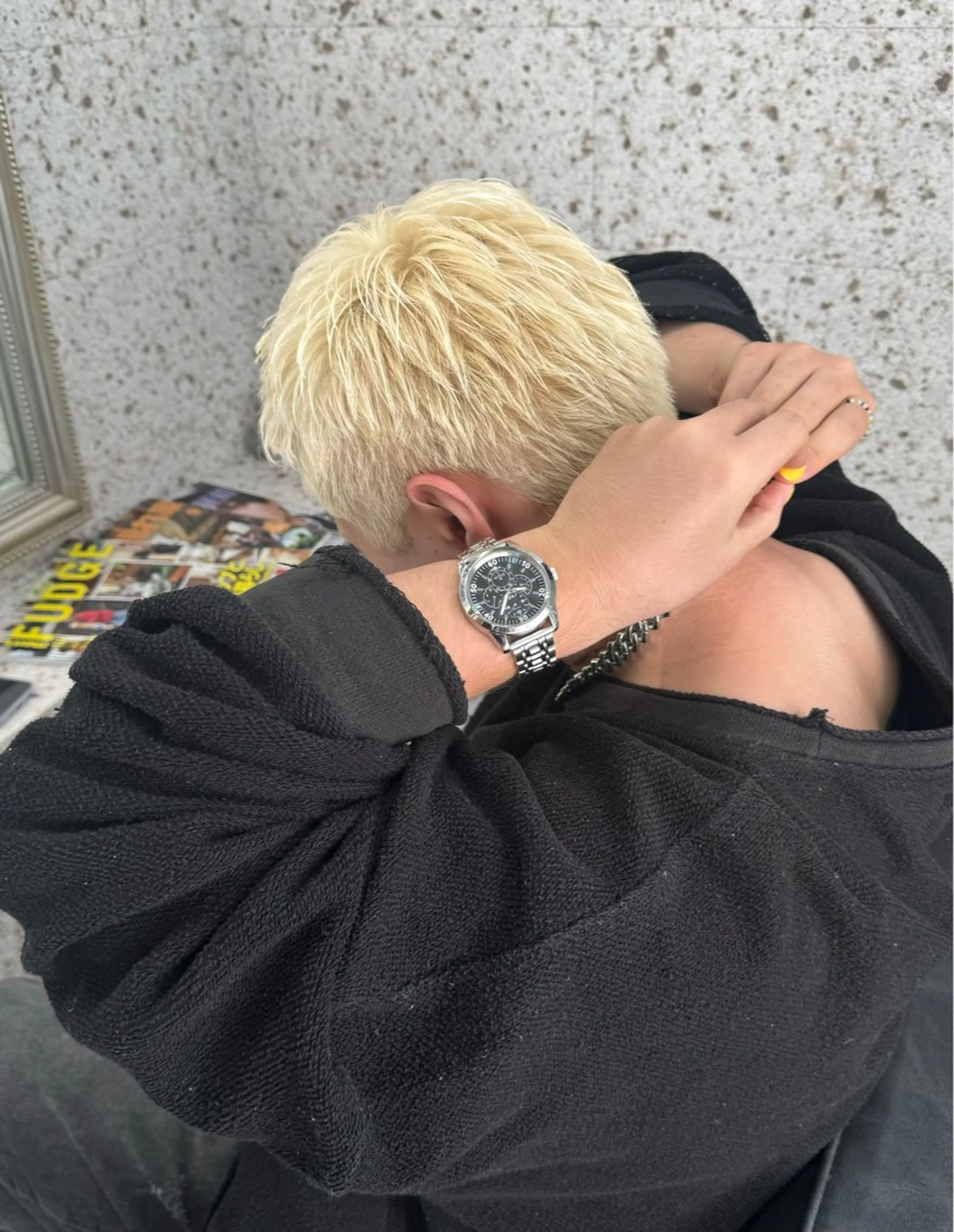 ショート 有人/バレイヤージュ /シャドールーツのヘアスタイル